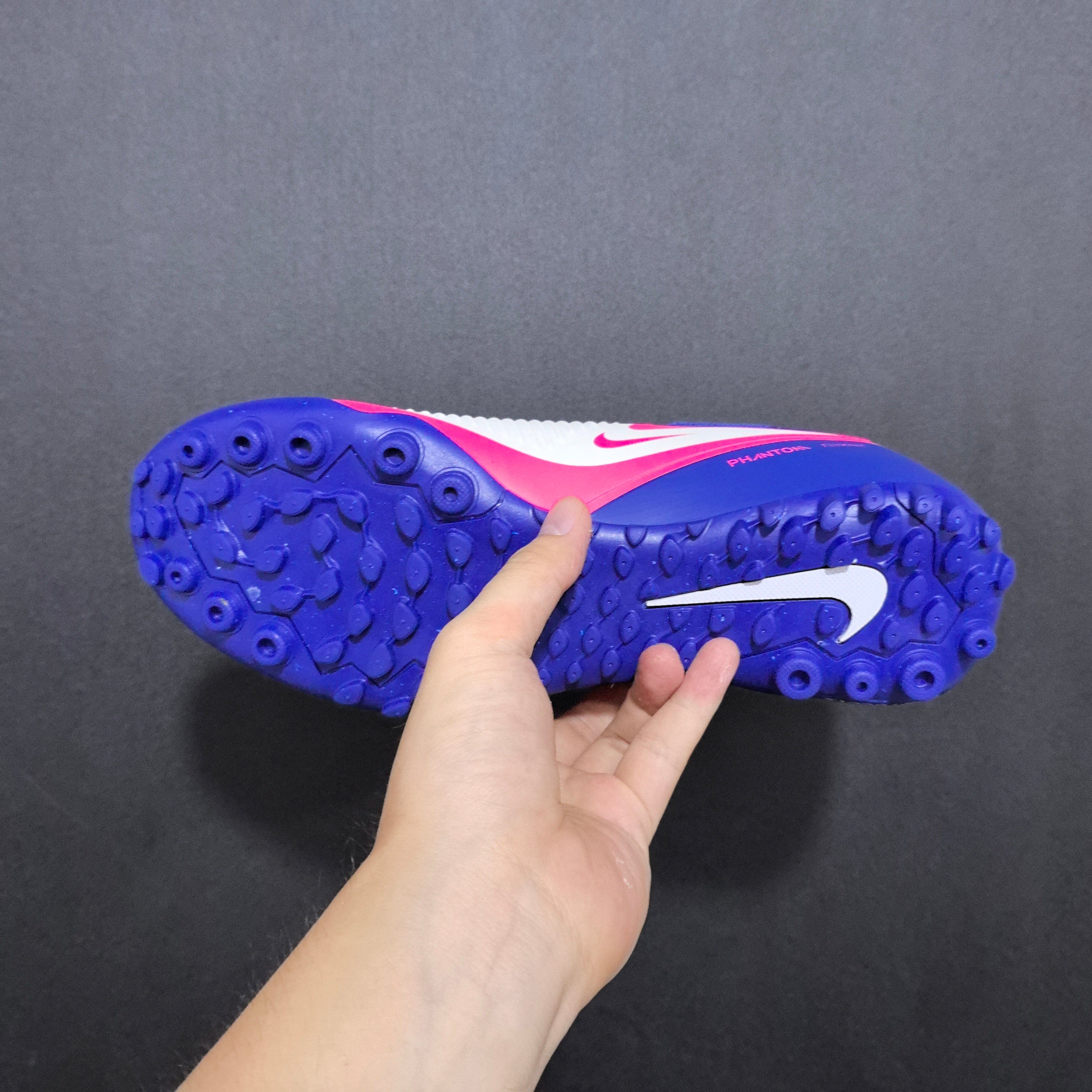 Chuteira Society Nike Phantom GX 6 TF Elite + Brindes