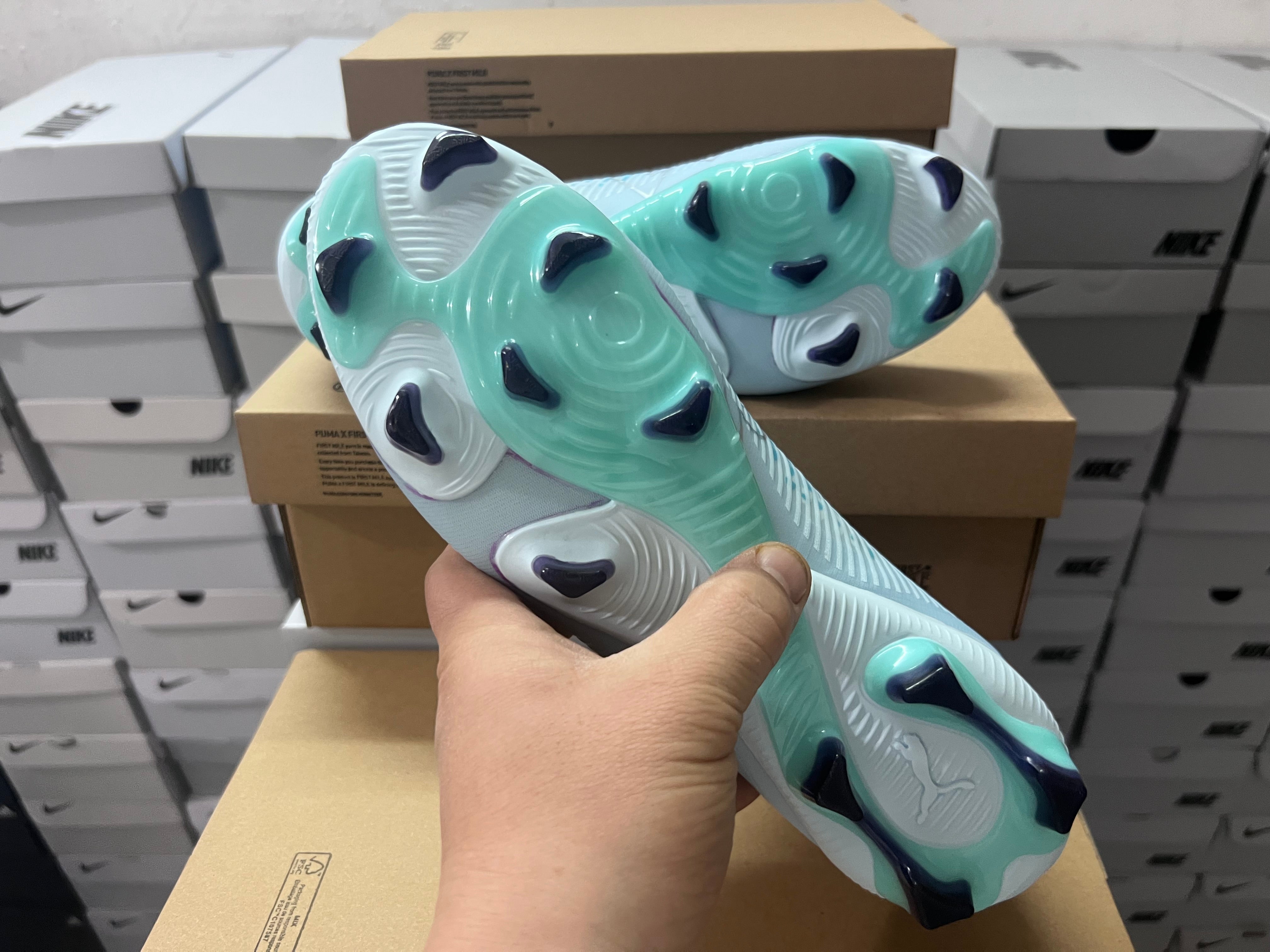 Chuteira Campo Puma Future 8 FG/AG Elite + Brindes