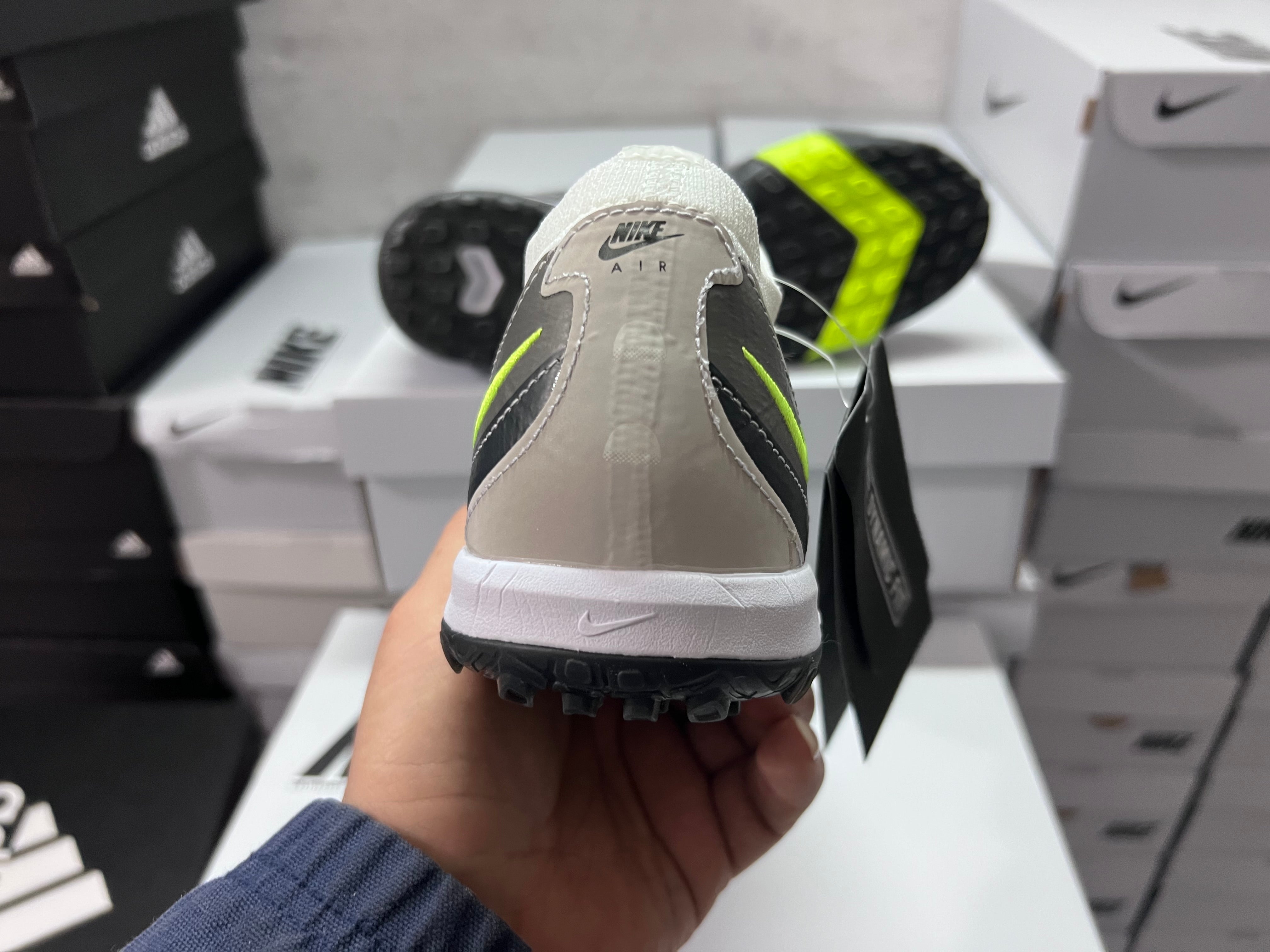 Chuteira Society Nike Mercurial Vapor Air Max 95 TF Elite + Brindes