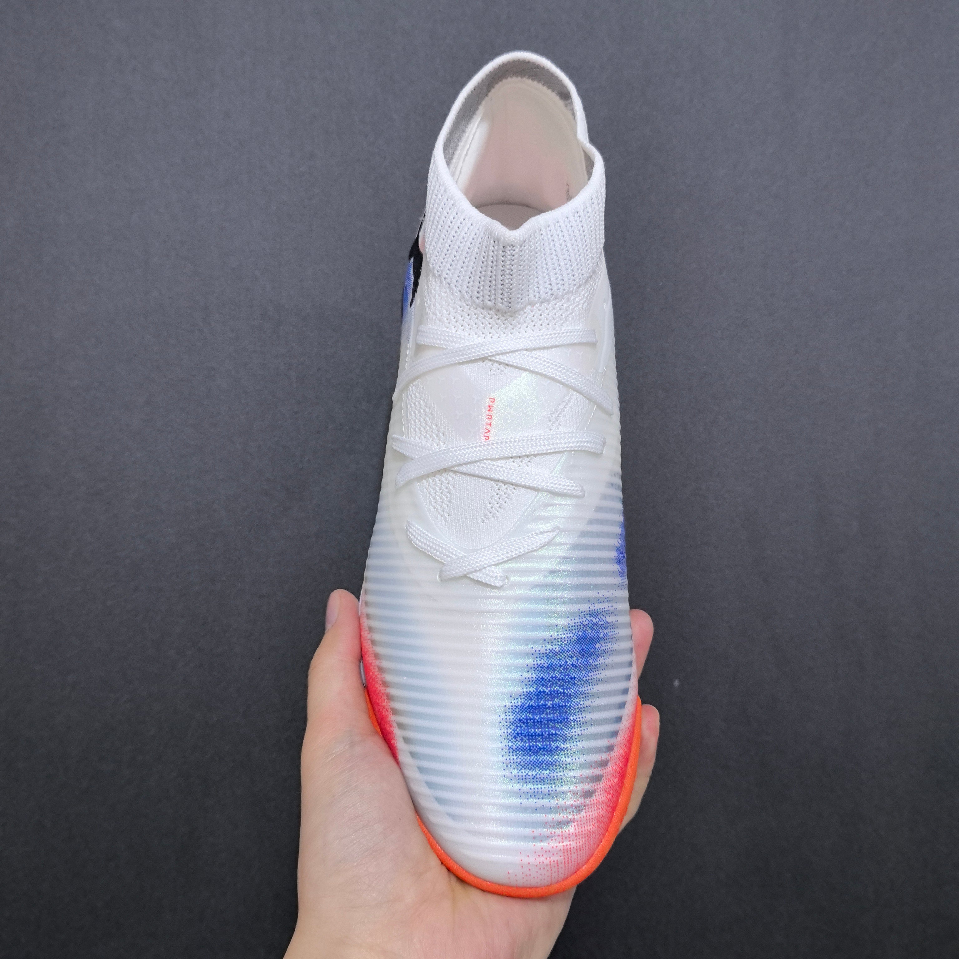 Chuteira Society Puma Future 8 TF Elite + Brindes