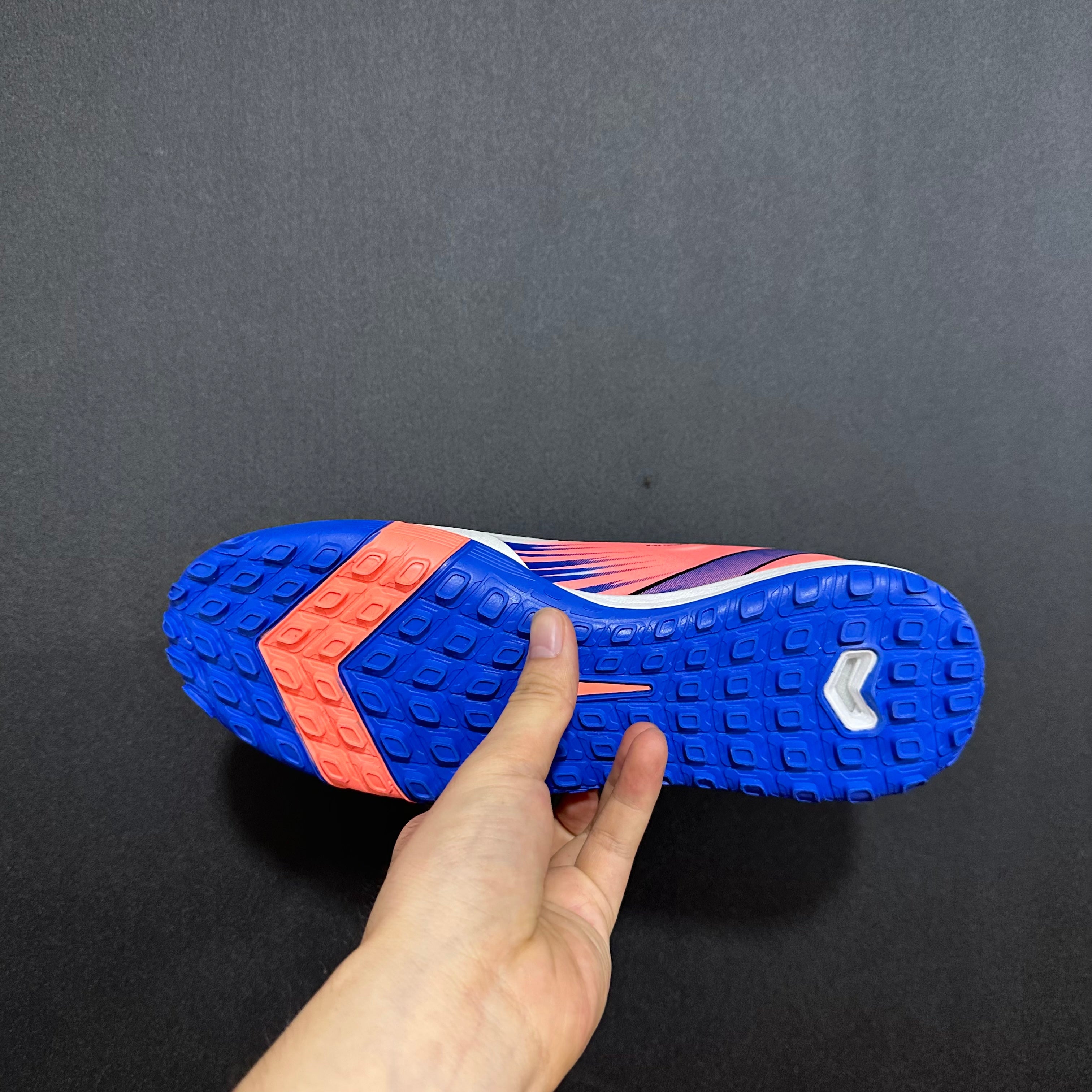 Chuteira Society Nike Air Zoom Mercurial Vapor 16 TF Elite + Brindes Exclusivos