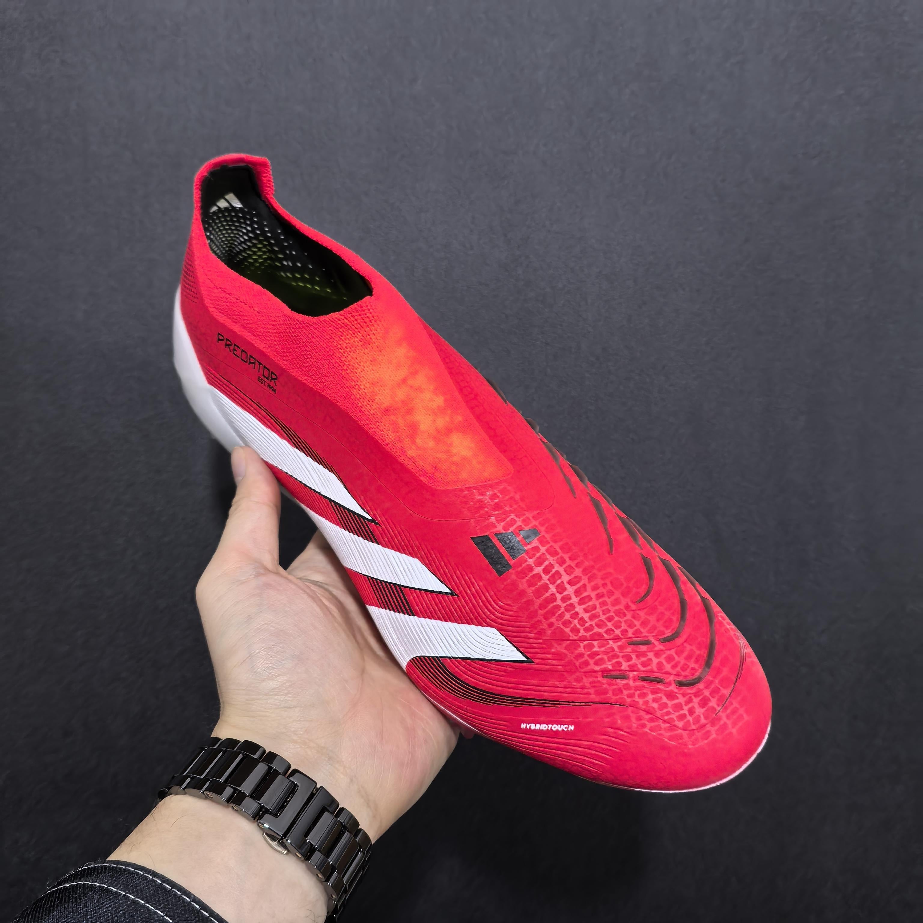 Chuteira Campo Adidas Predator+ FG Elite + Brindes