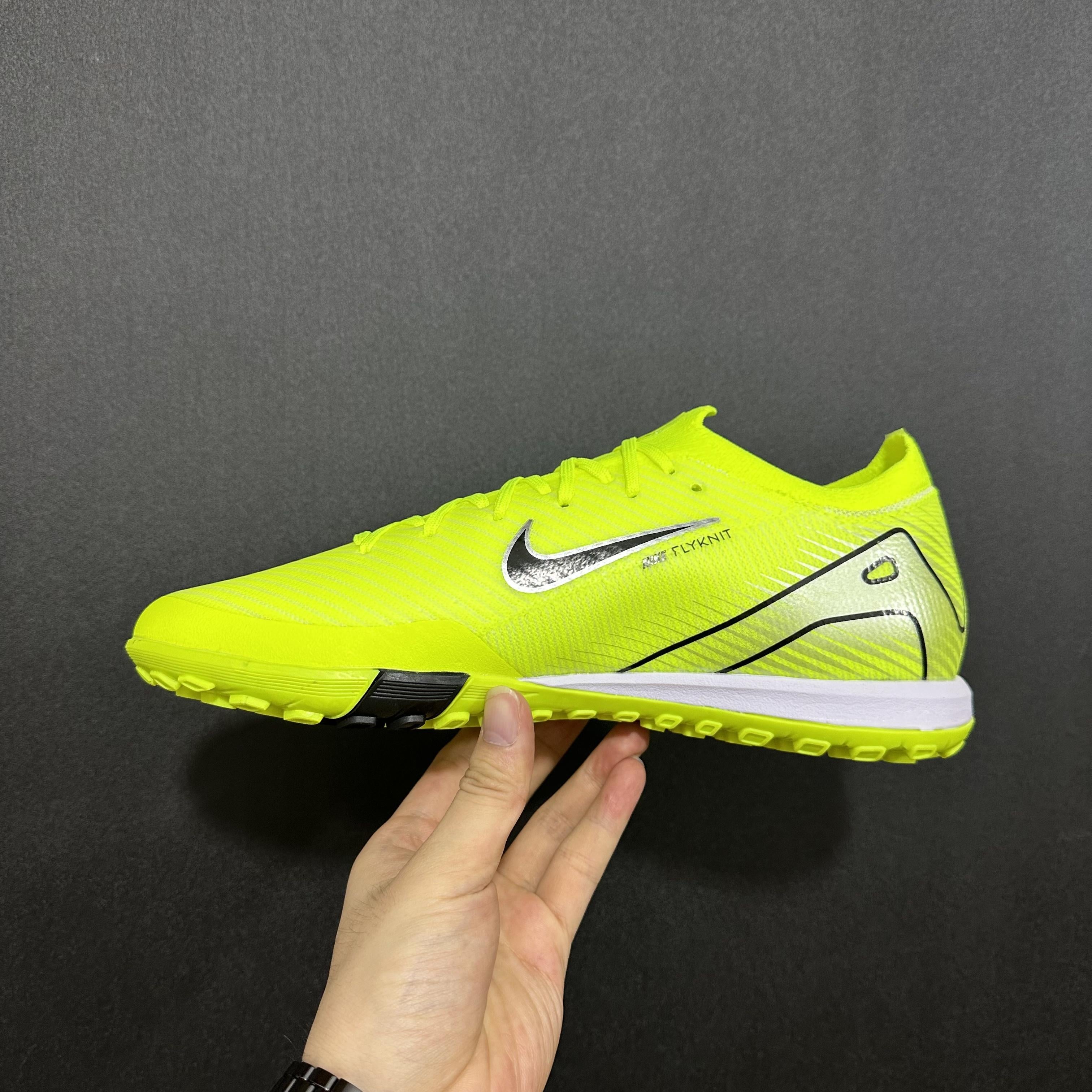 Chuteira Society Nike Air Zoom Mercurial Vapor 16 TF Elite + Brindes