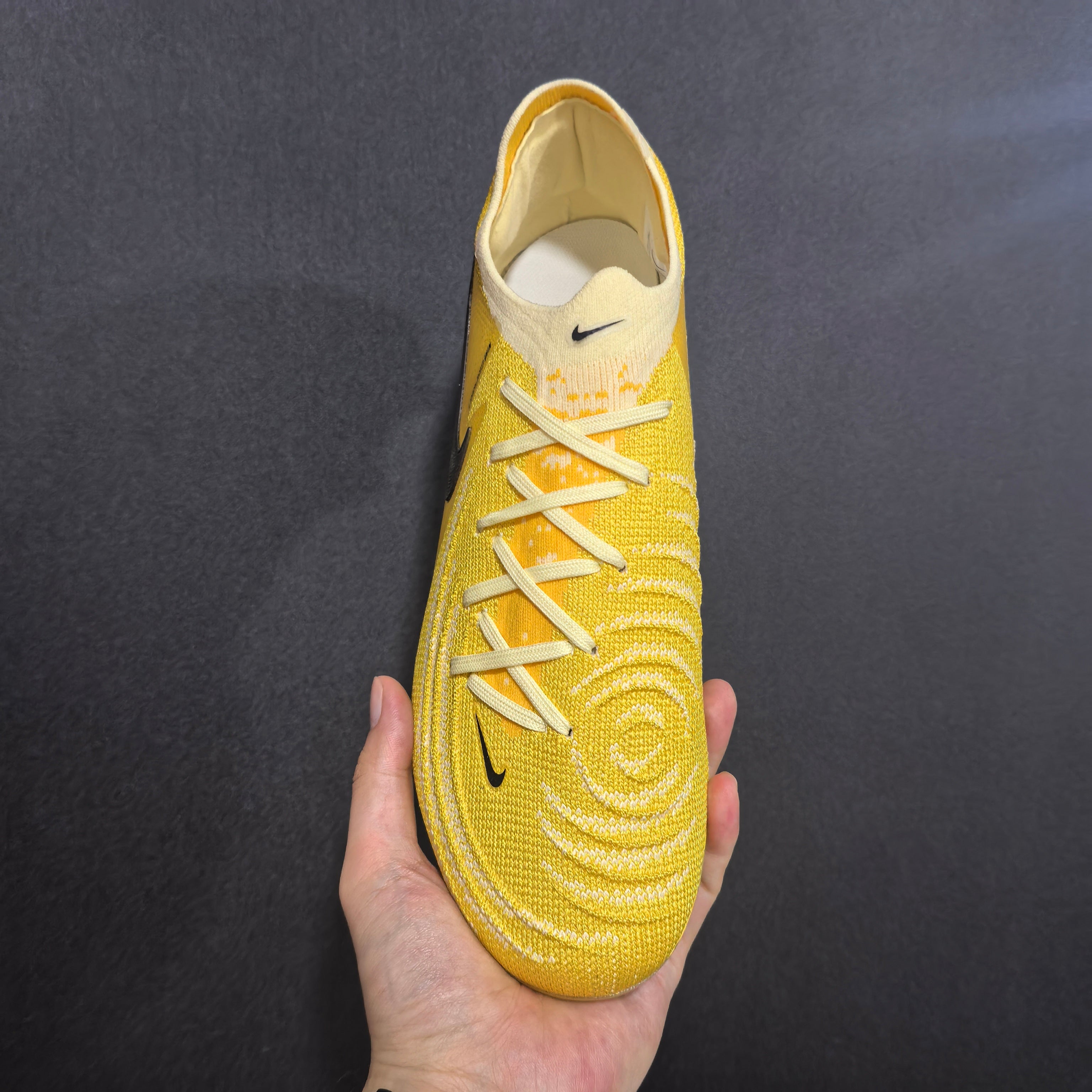 Chuteira Campo Nike Phantom Luna 2 Elite + Brindes