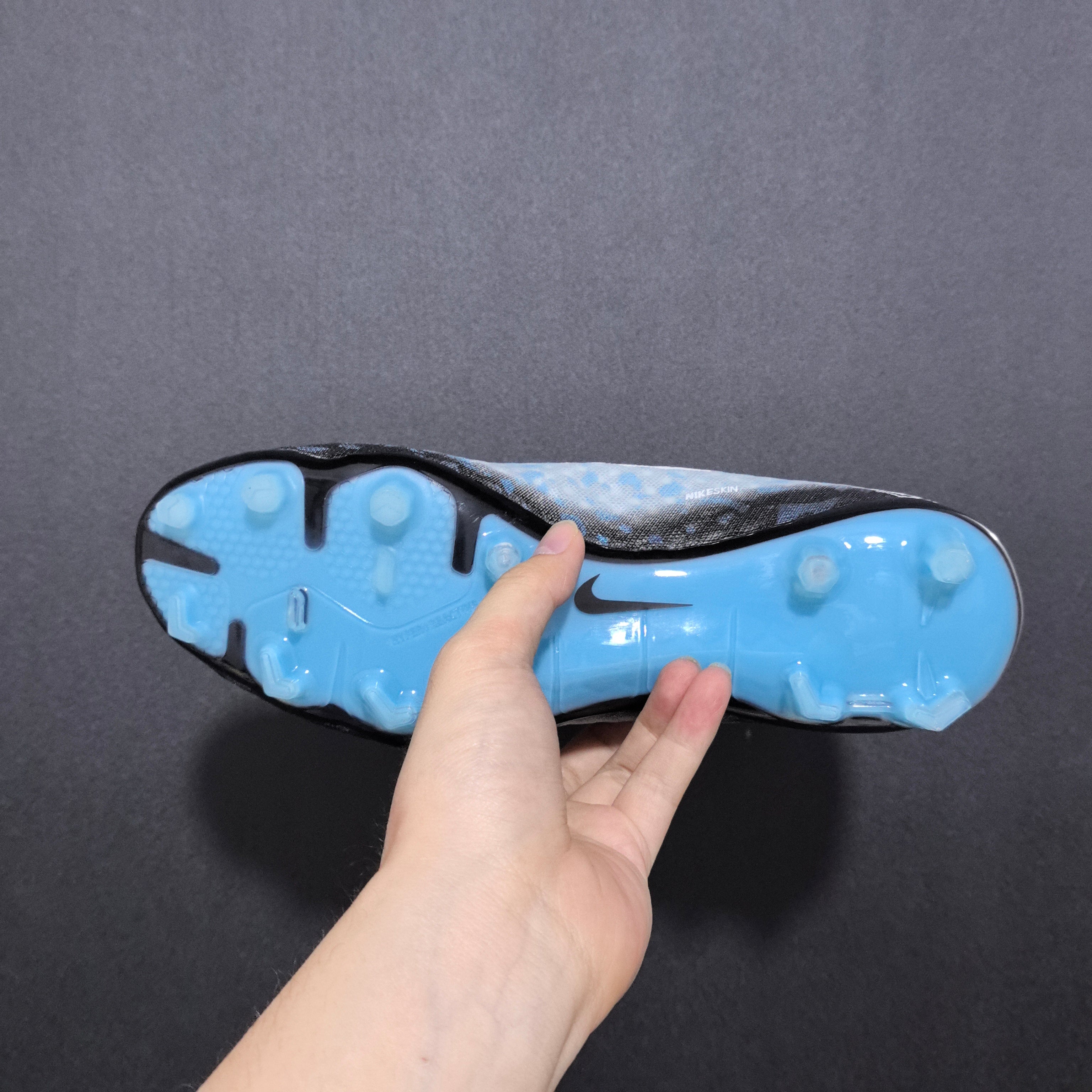 Chuteira Campo Nike Hypervenom Phantom I fg Elite + Brindes