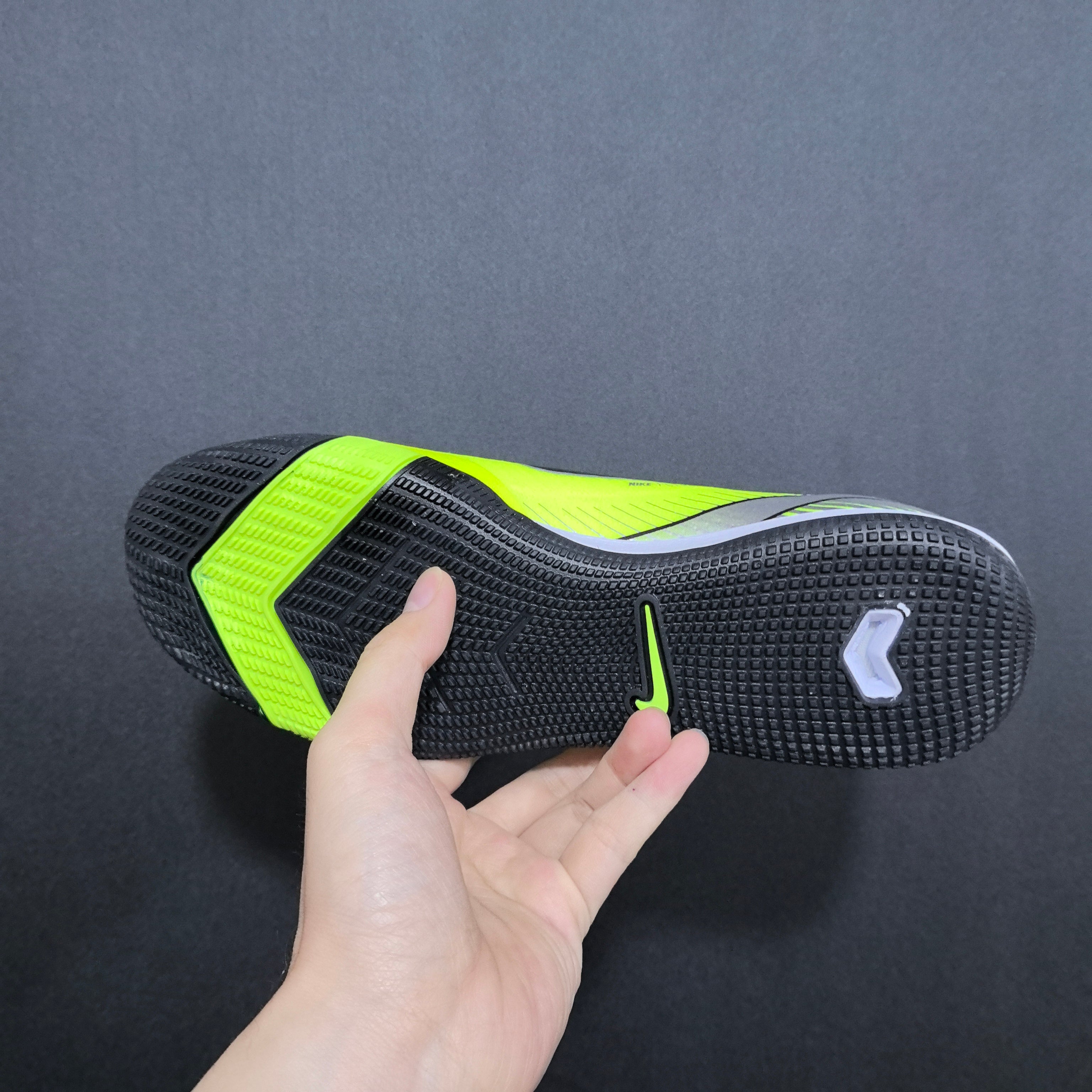 Tênis Futsal Nike Air Zoom Mercurial Vapor 16 IC Elite + Brindes Exclusivos