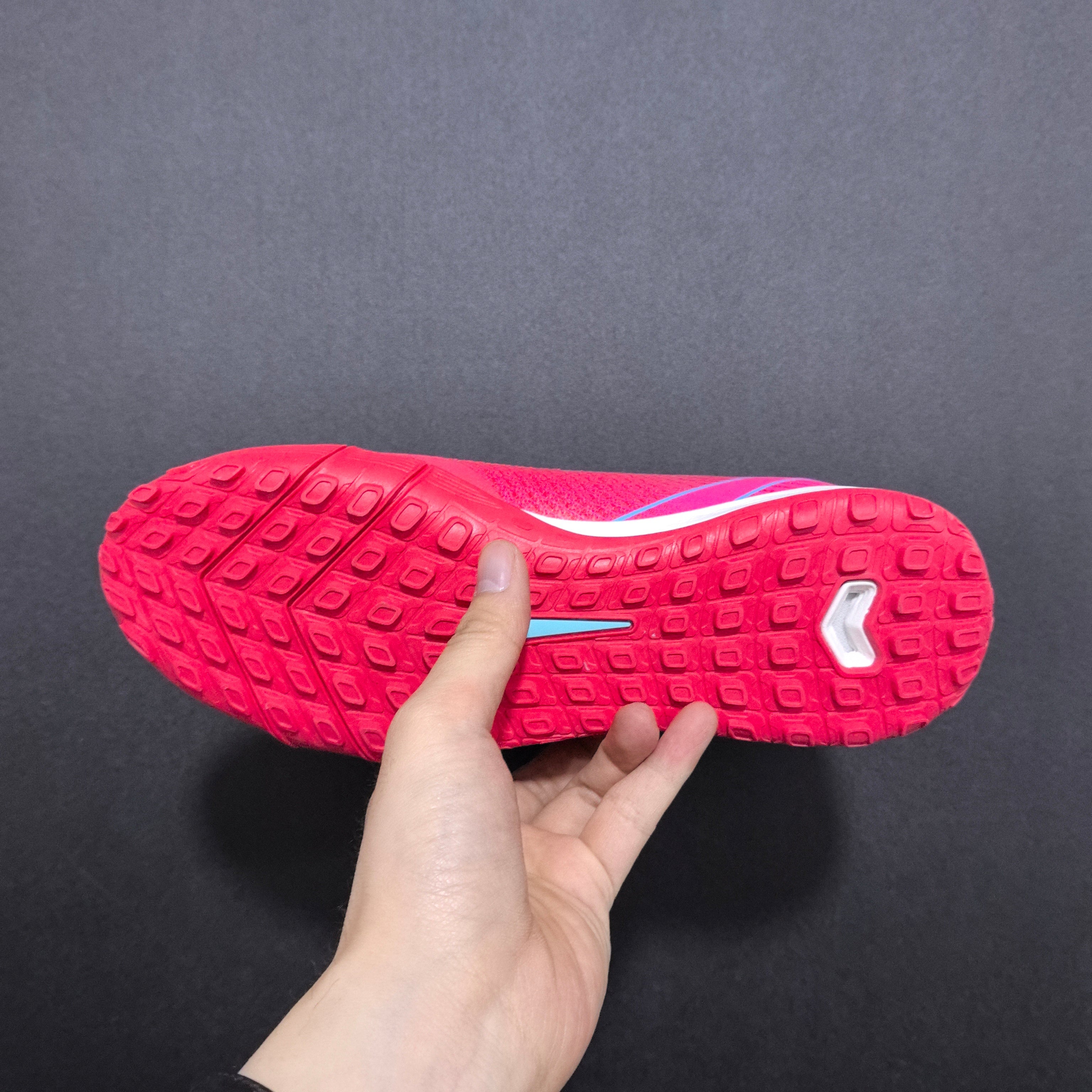 Chuteira Society Nike Air Zoom Mercurial Vapor 16 TF Elite + Brindes