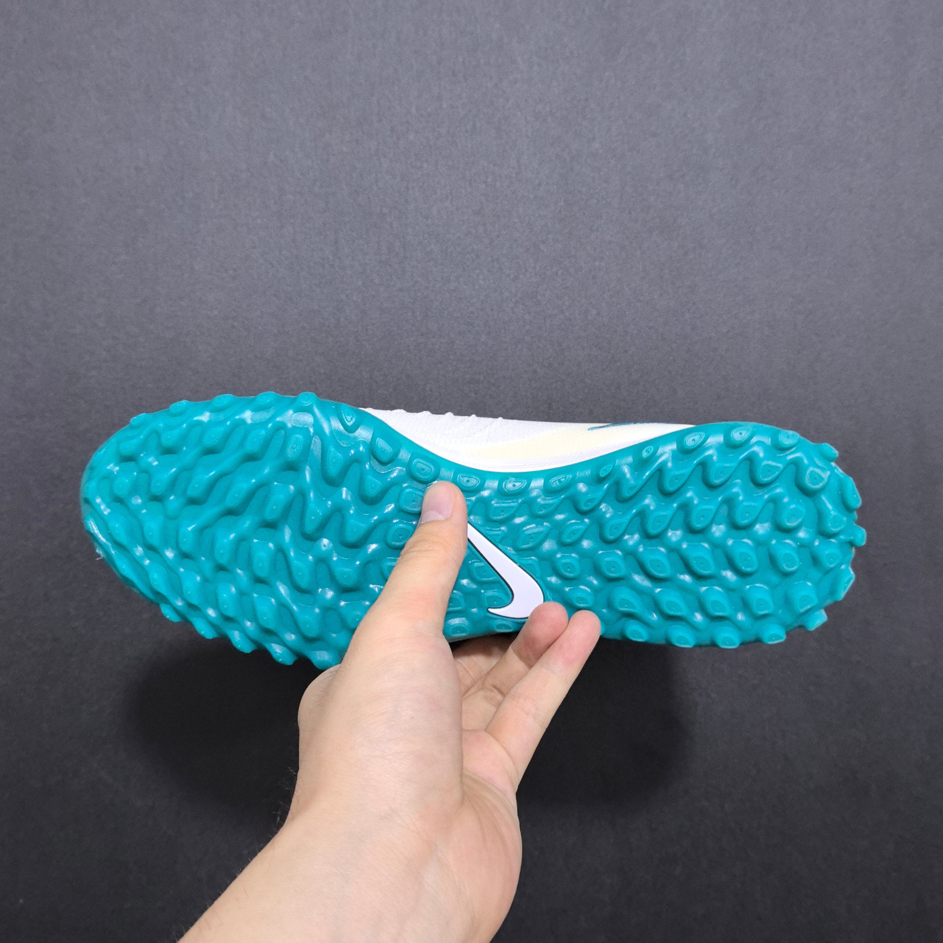 Chuteira Society Nike Phantom Luna TF 2 Elite + Brindes