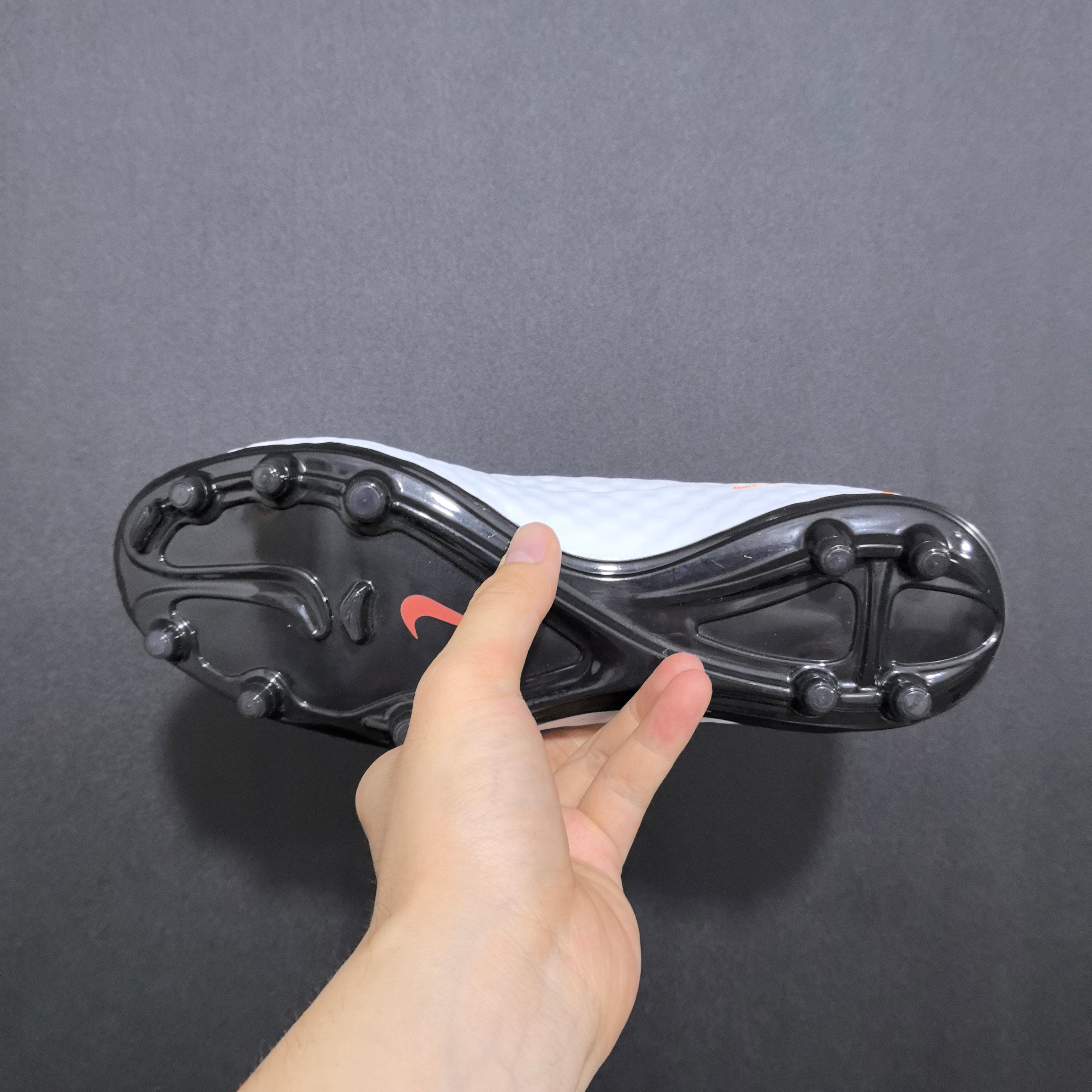 Chuteira Campo Nike Hypervenom Phantom fg Elite + Brindes