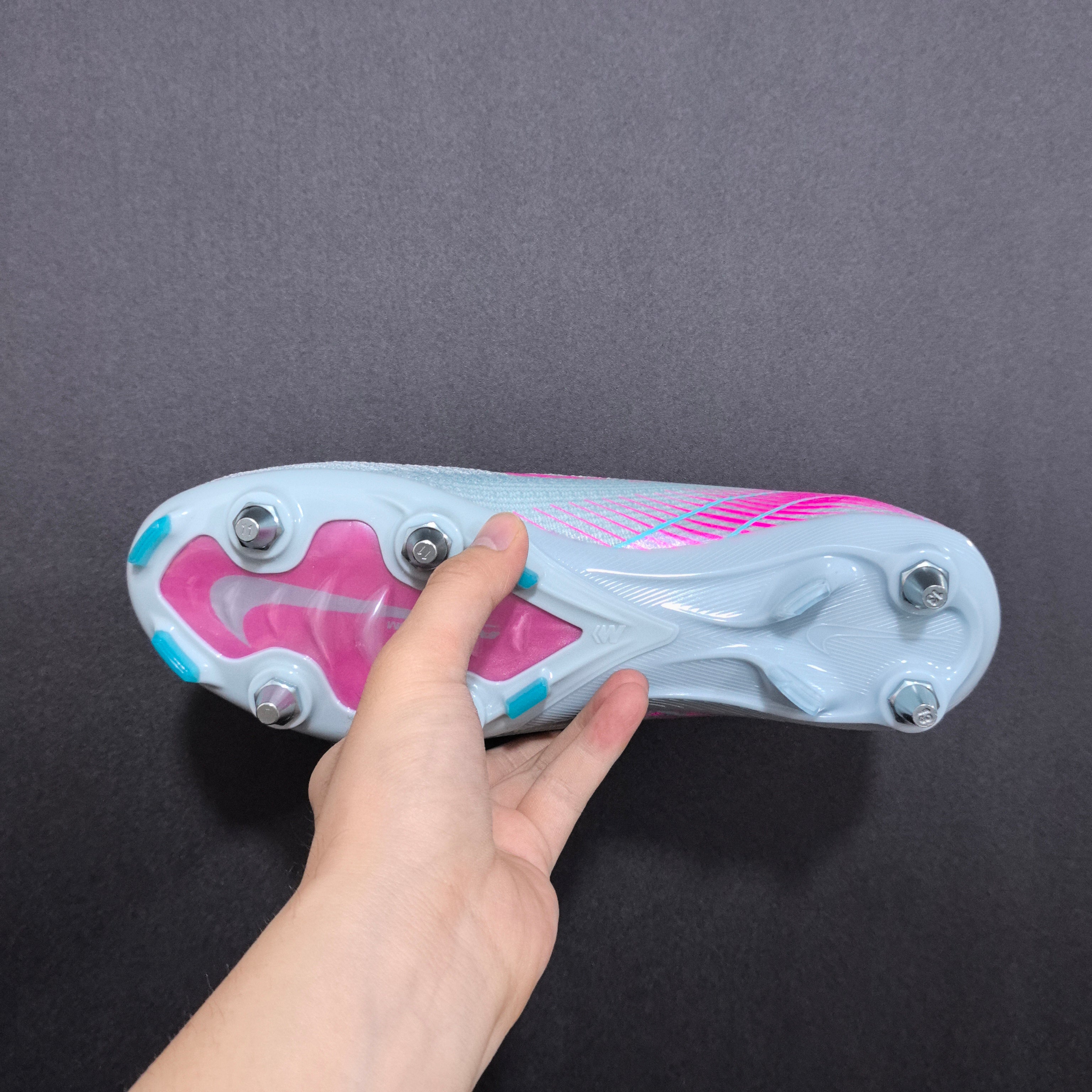 Chuteira Campo Nike Air Zoom Mercurial Vapor 16 SG Elite + Brindes