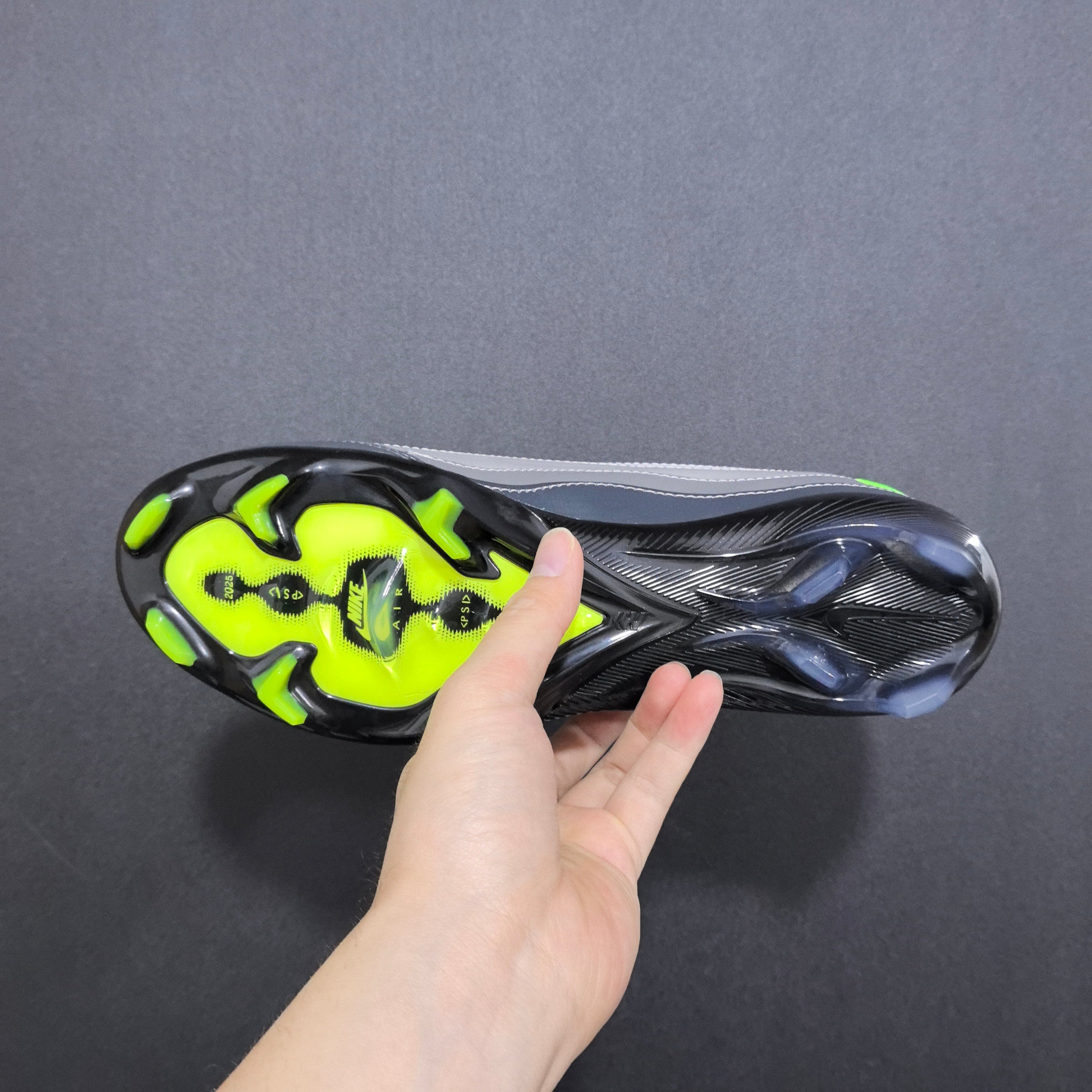 Chuteira Campo Nike Air Zoom Mercurial Vapor 16 Elite + Brindes Exclusivos