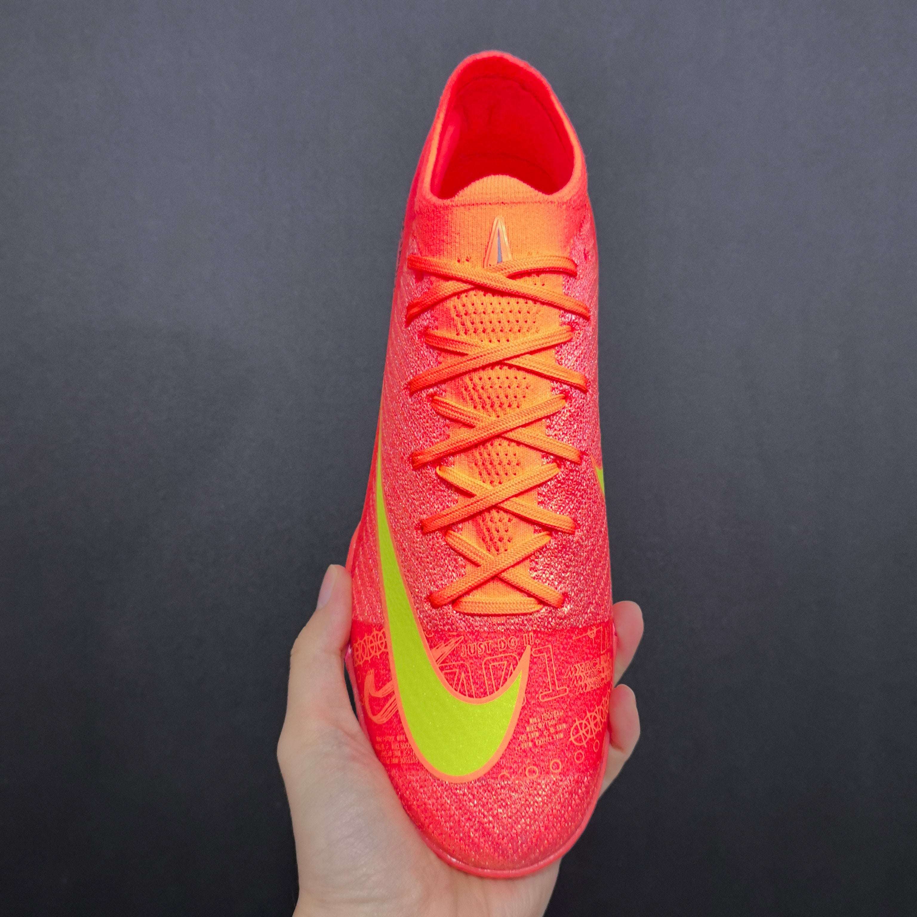 Chuteira Society Nike Air Zoom Mercurial Vapor 16 TF Elite + Brindes