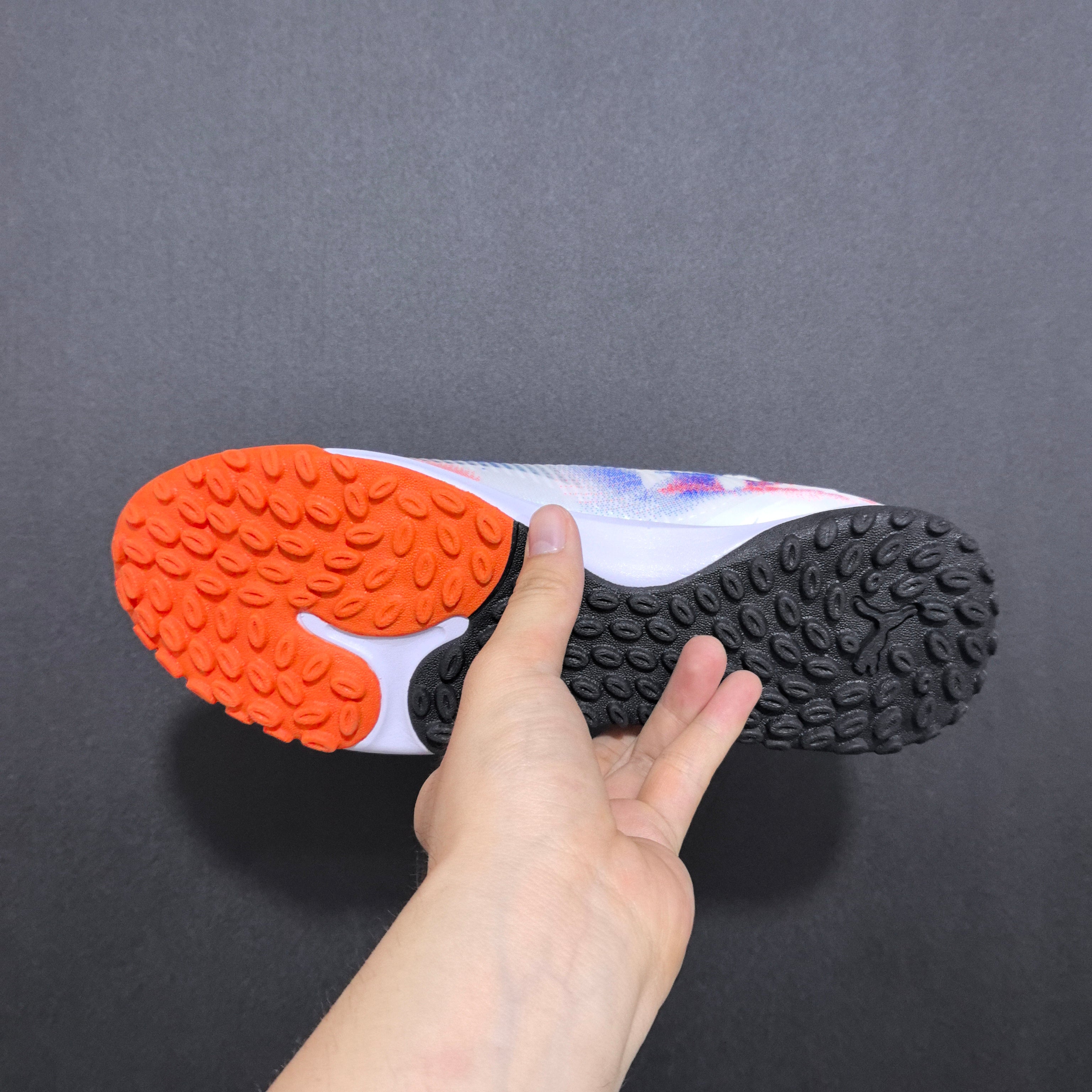 Chuteira Society Puma Future 8 TF Elite + Brindes