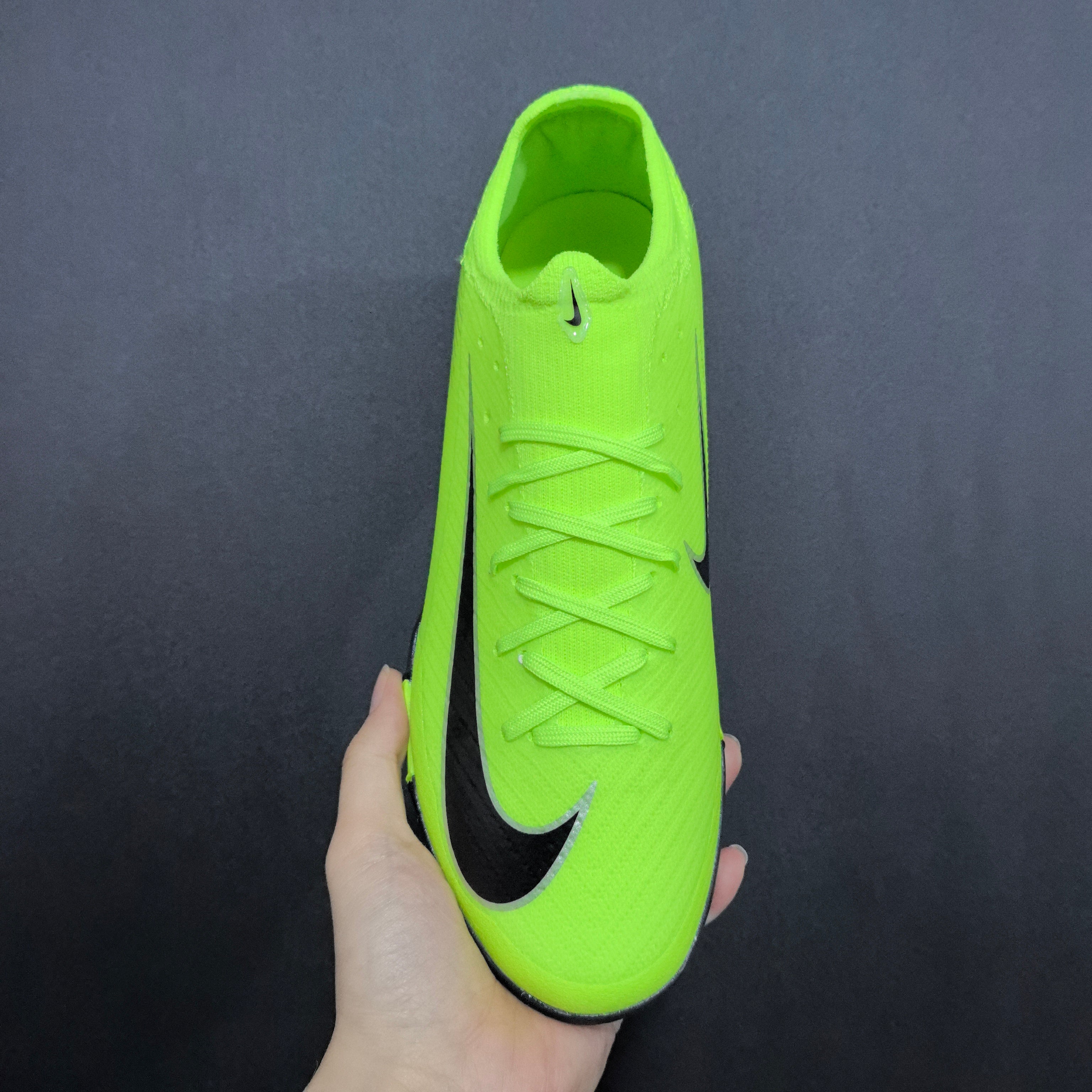 Chuteira Society Nike Air Zoom Mercurial Vapor 16 TF Elite + Brindes Exclusivos