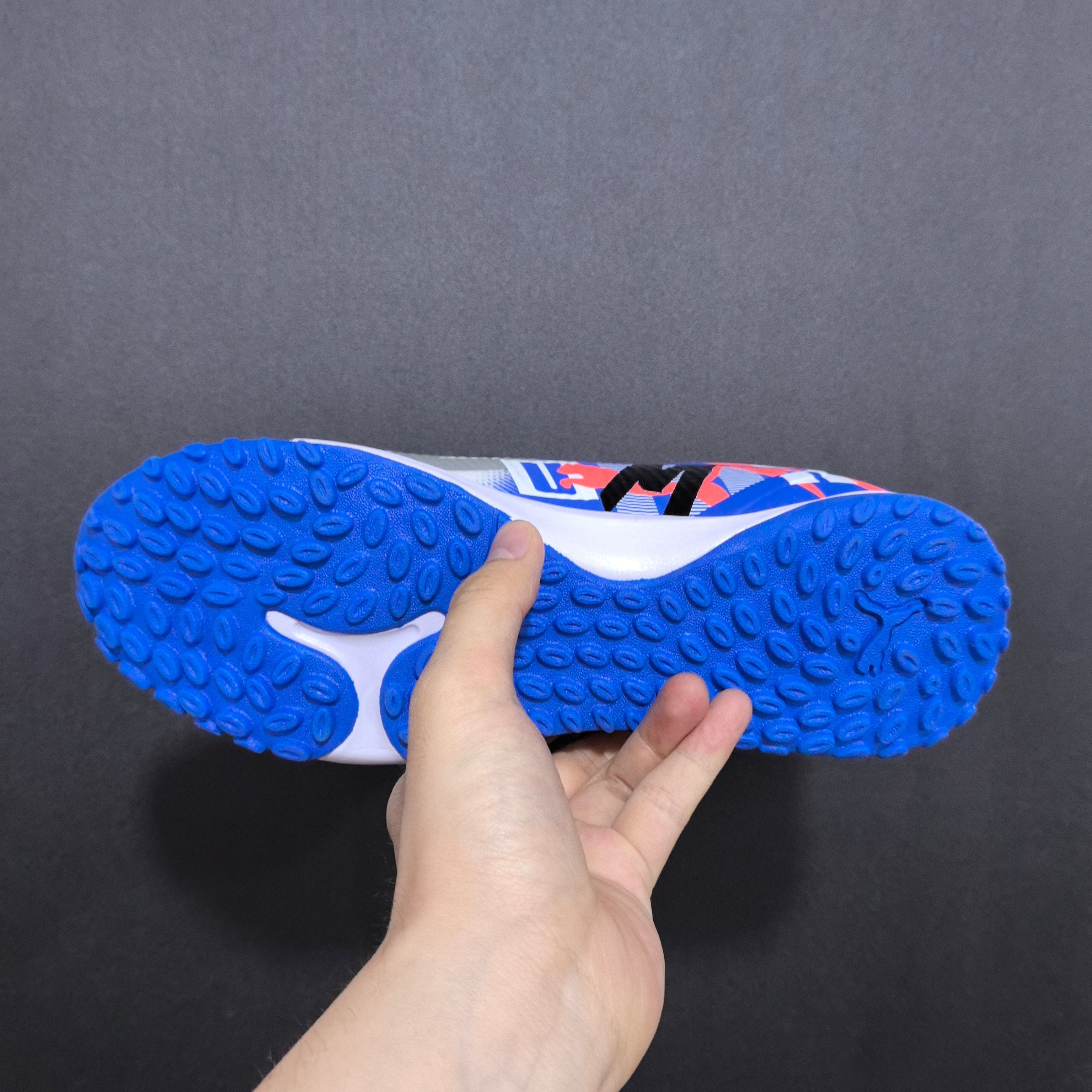 Chuteira Society Puma Future 8 TF Elite + Brindes