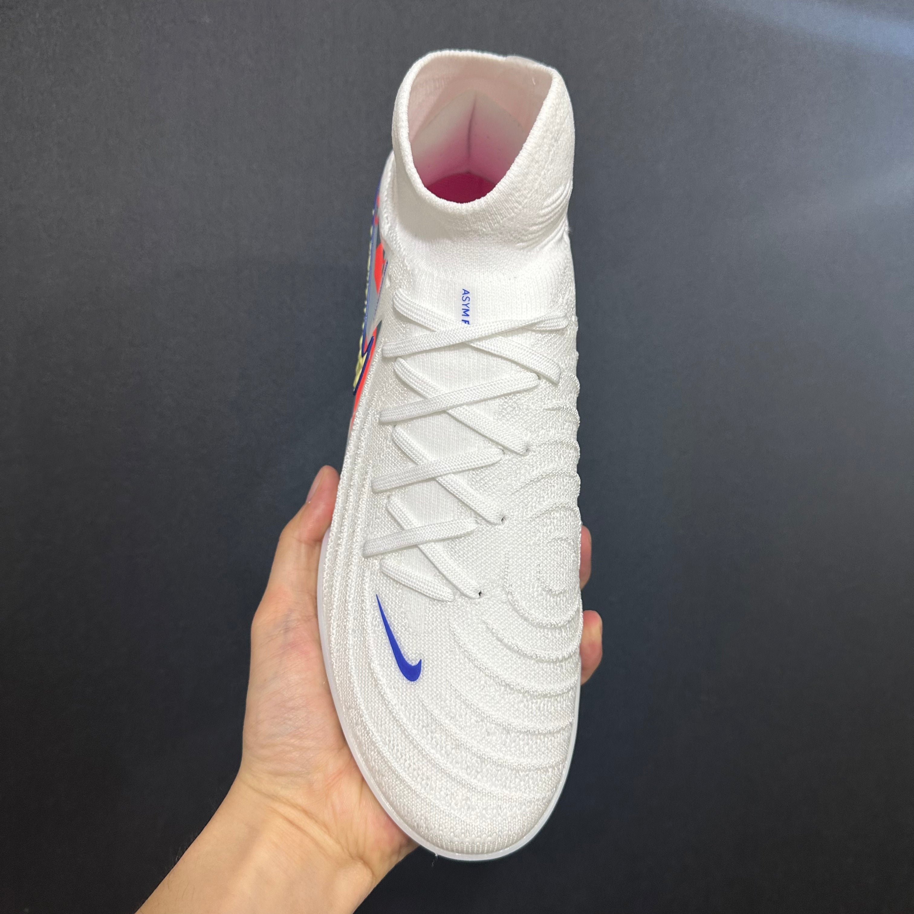 Chuteira Society Nike Phantom Luna TF 2 Elite + Brindes