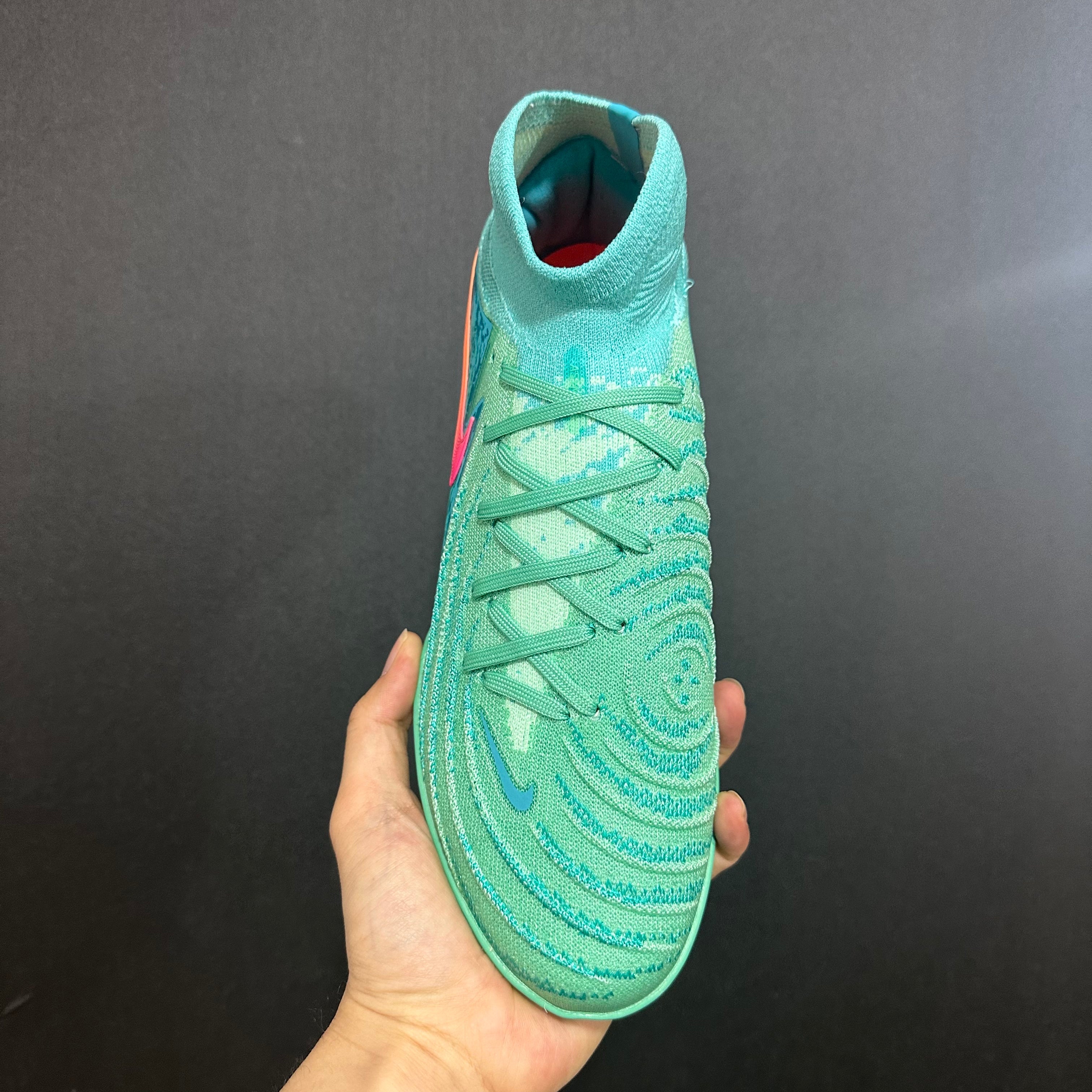 Chuteira Society Nike Phantom Luna TF 2 Elite + Brindes