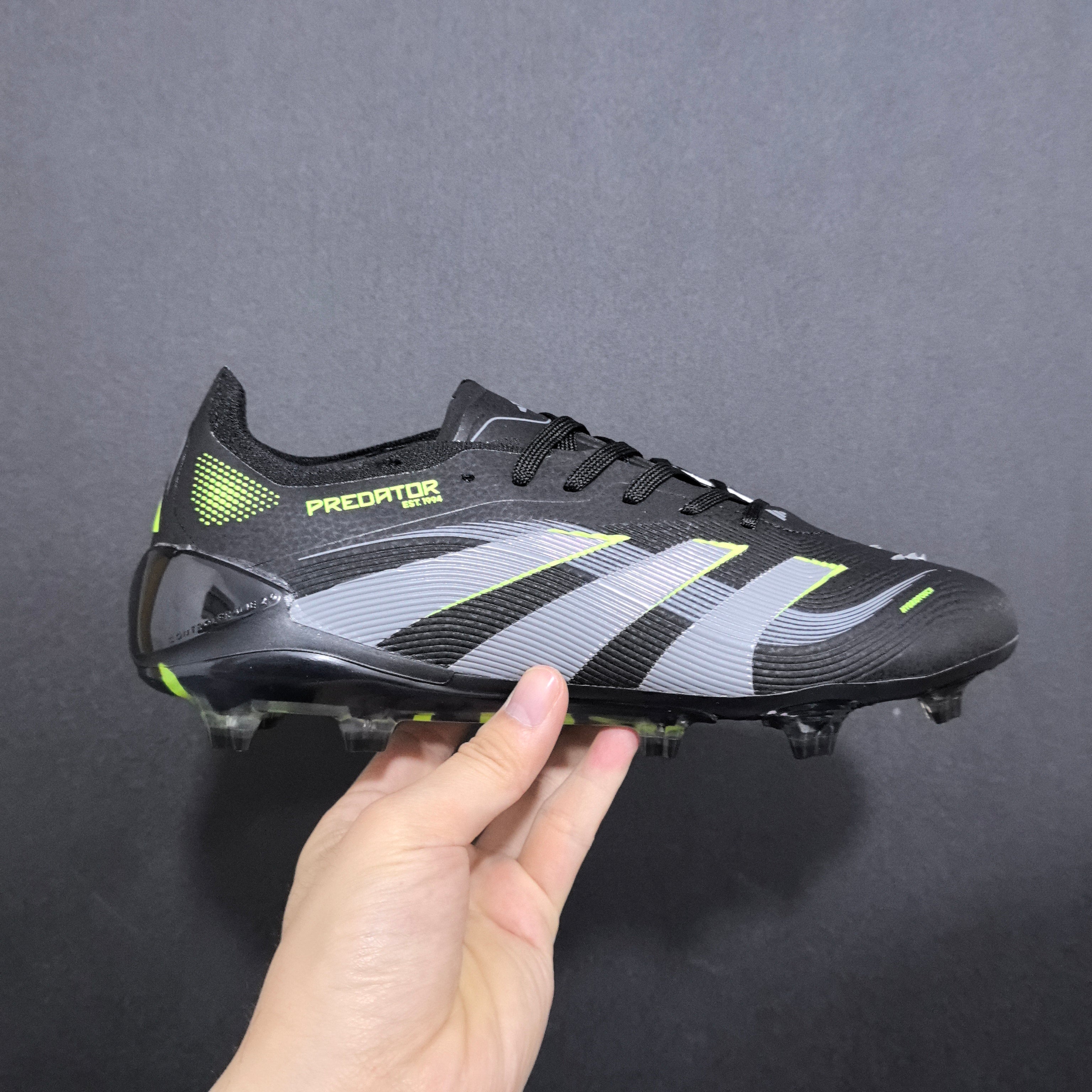 Chuteira Campo Adidas Predator FG Elite + Brindes