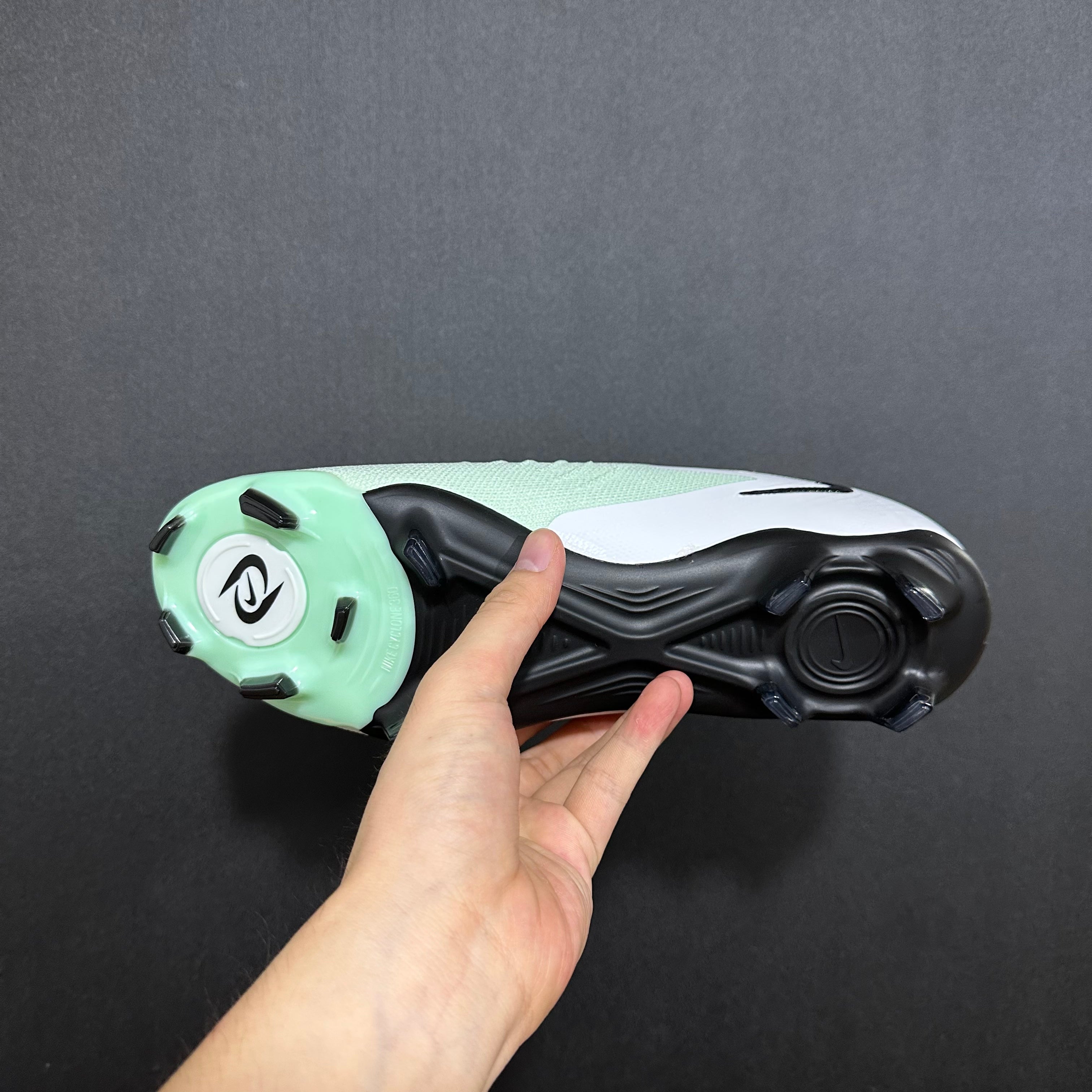 Chuteira Campo Nike Phantom Luna 2 Elite + Brindes