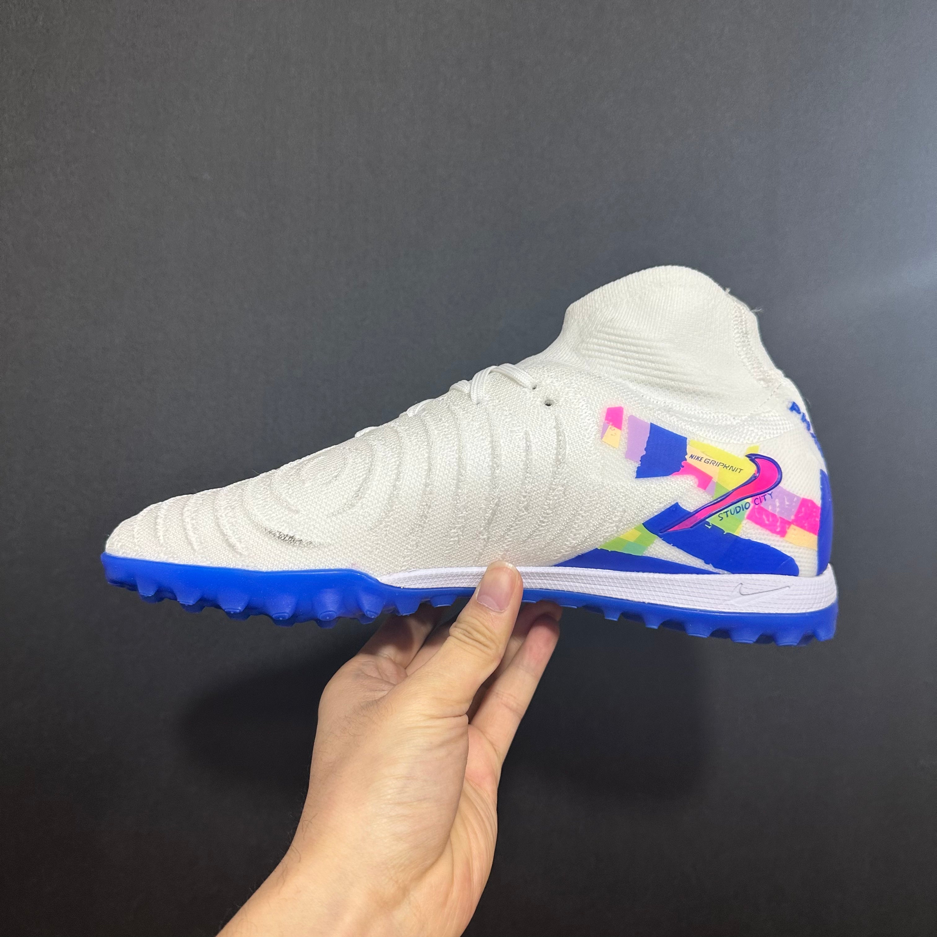 Chuteira Society Nike Phantom Luna TF 2 Elite + Brindes