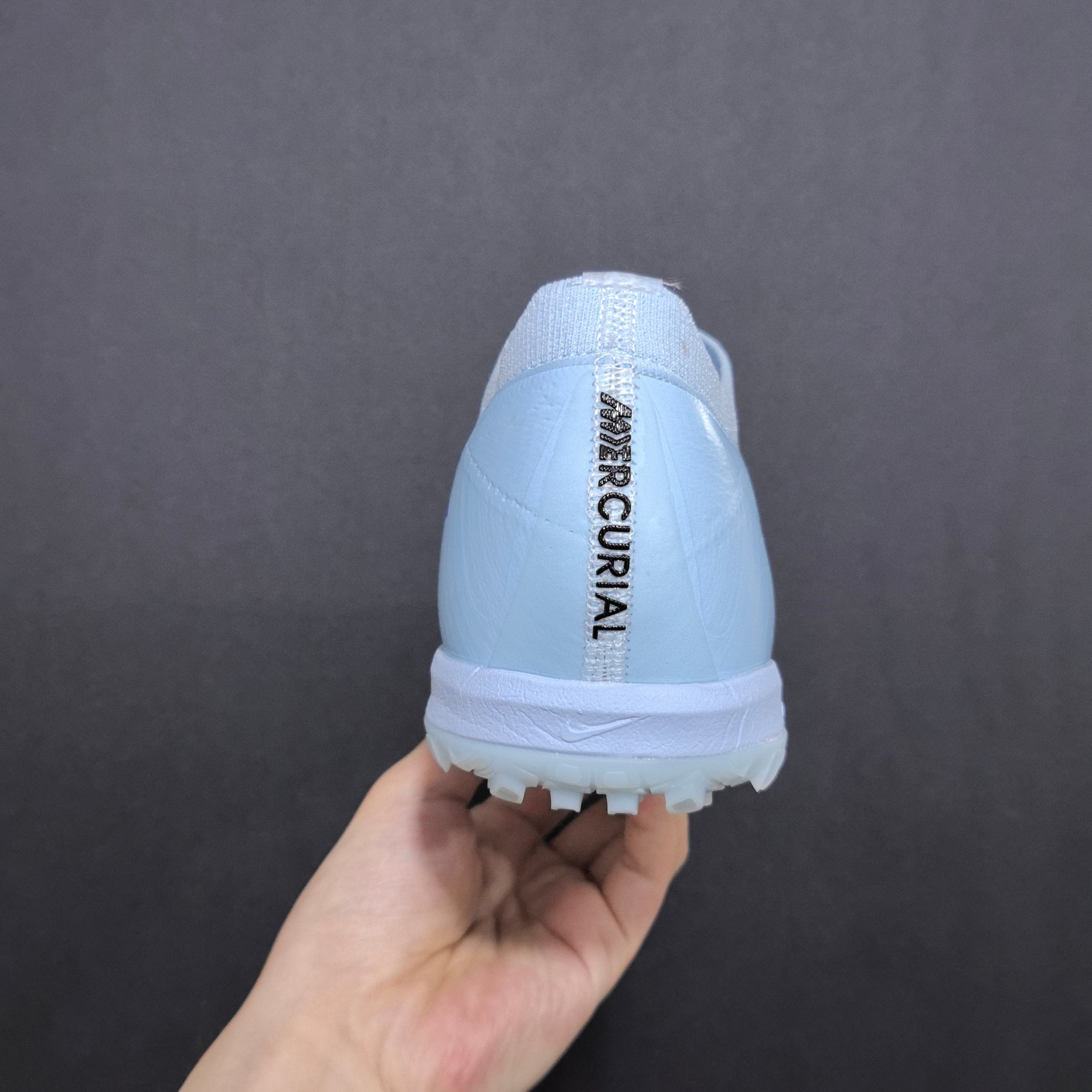 Chuteira Society Nike Air Zoom Mercurial Vapor 16 TF Elite + Brindes