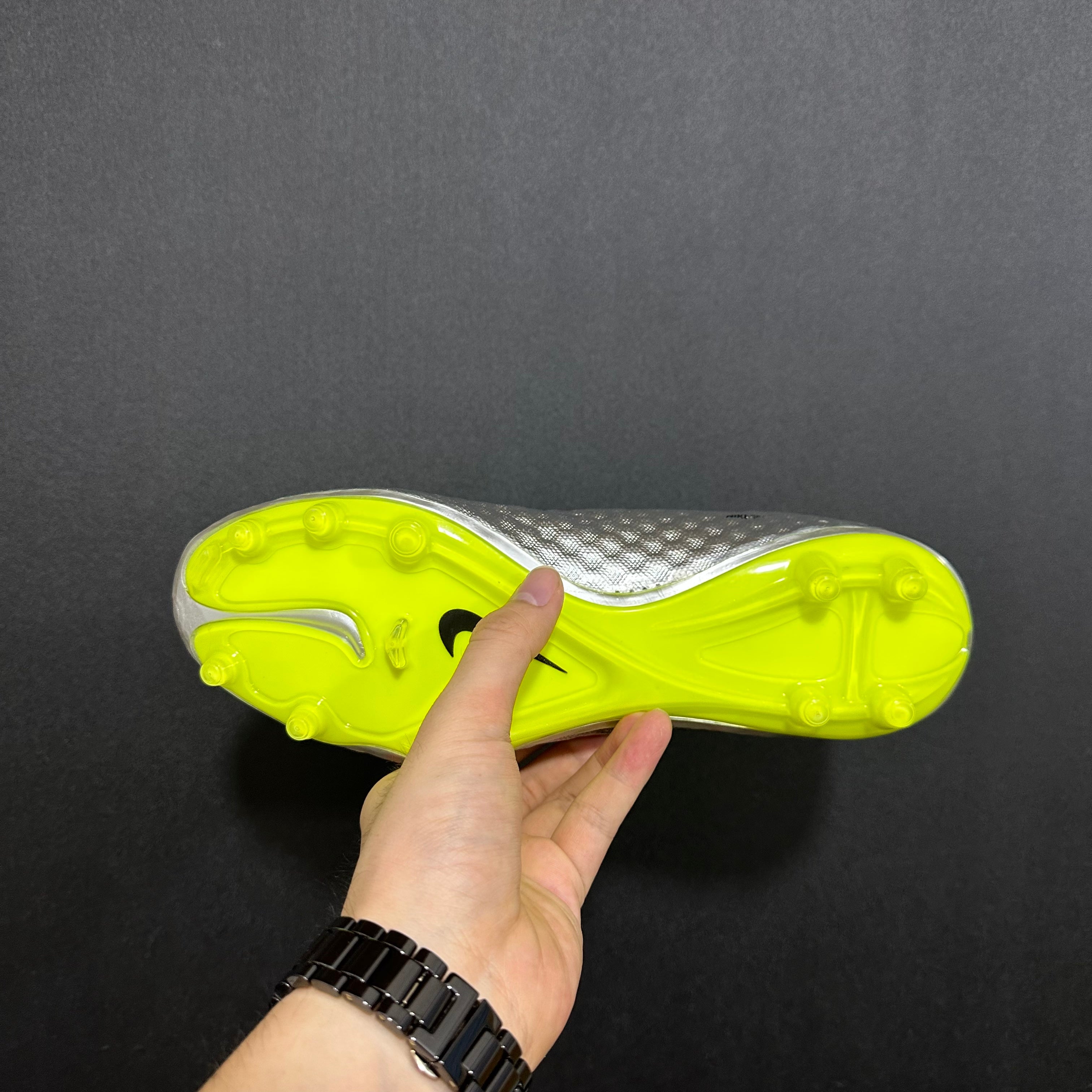 Chuteira Campo Nike Hypervenom Phantom fg Elite + Brindes