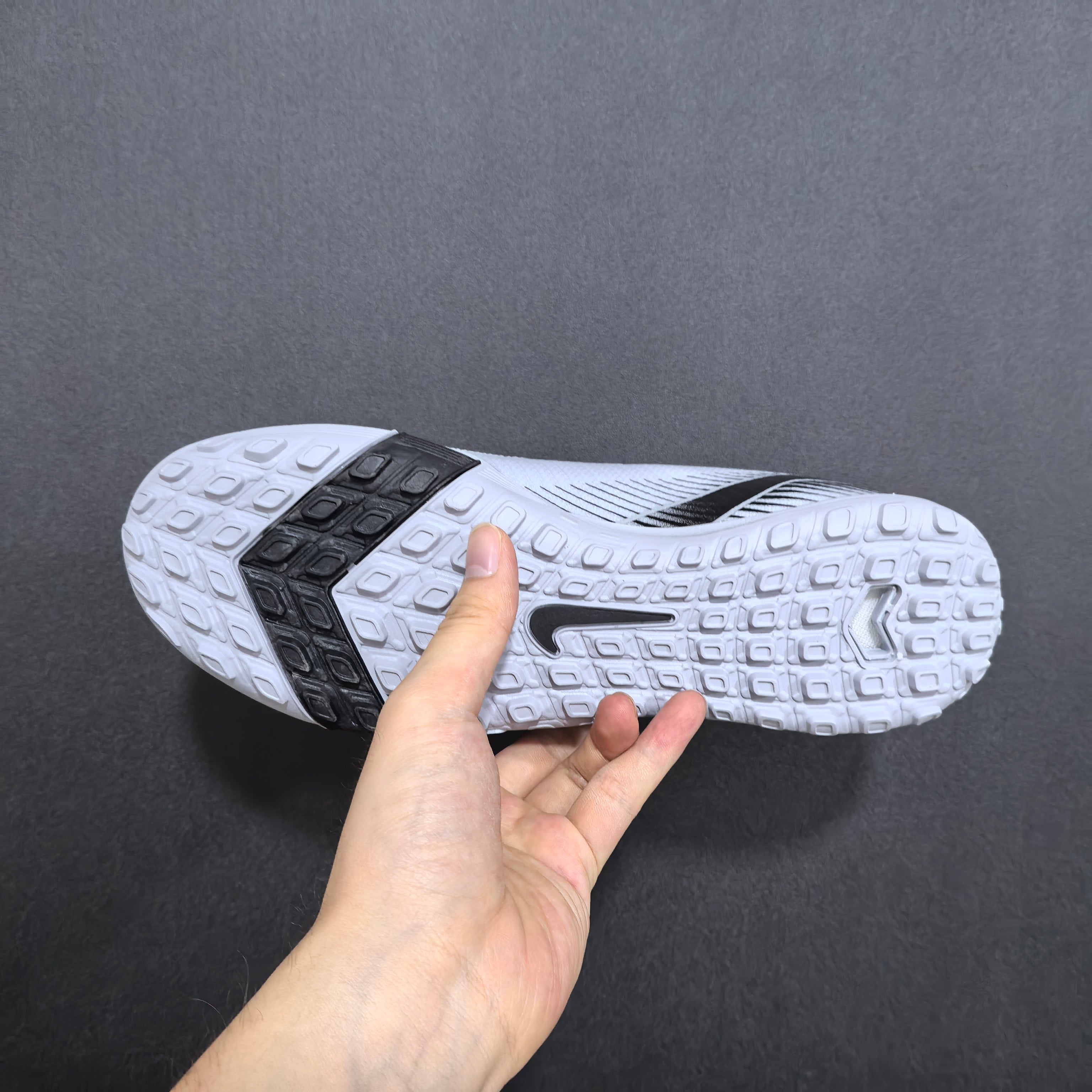 Chuteira Society Nike Air Zoom Mercurial Vapor 16 TF Elite + Brindes Exclusivos