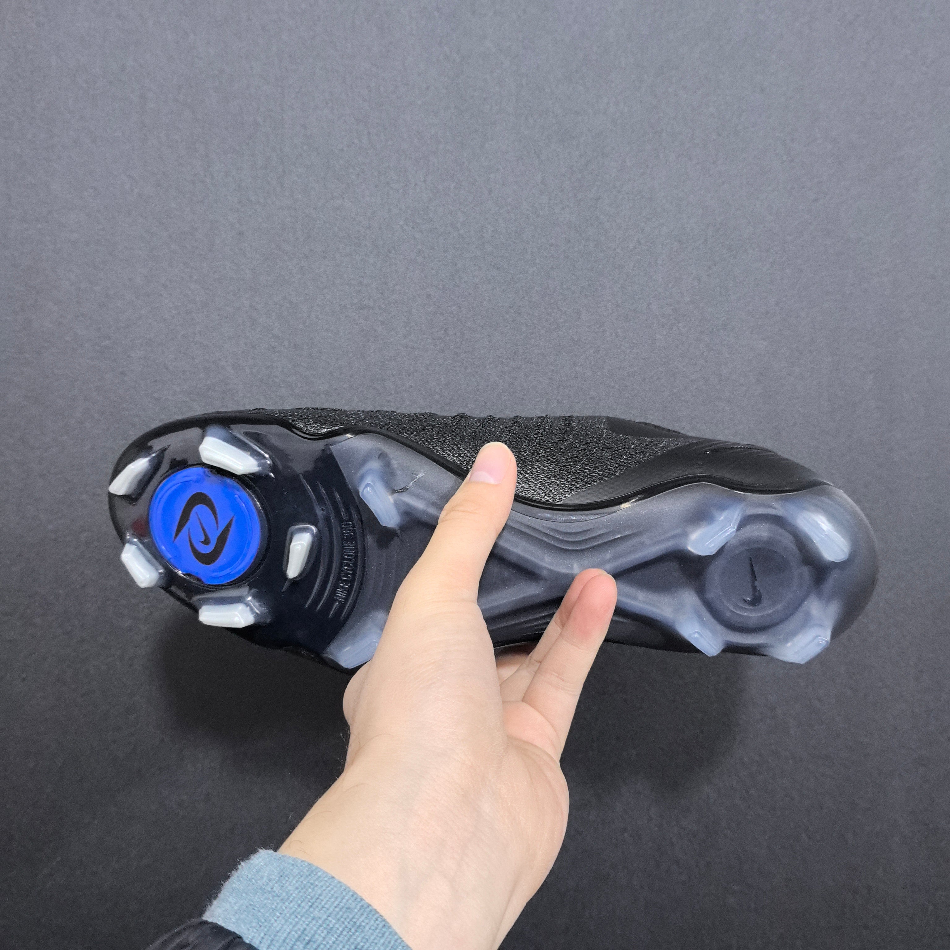 Chuteira Campo Nike Phantom Luna 2 Elite + Brindes