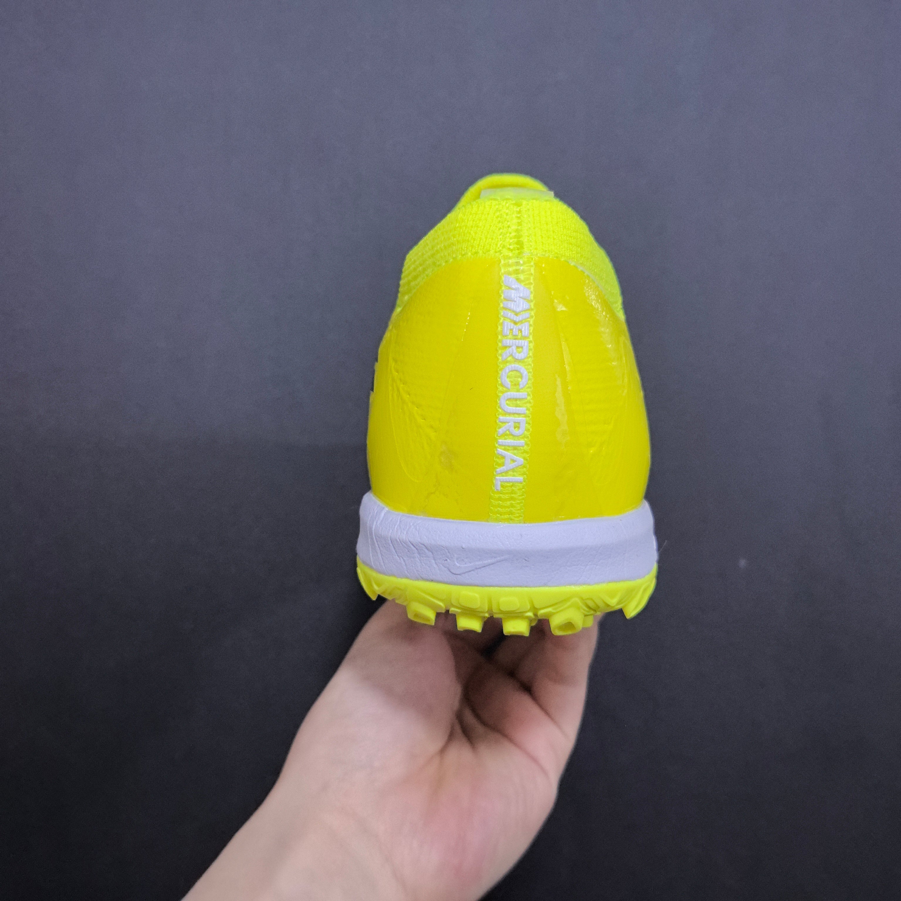 Chuteira Society Nike Air Zoom Mercurial Vapor 16 TF Elite + Brindes