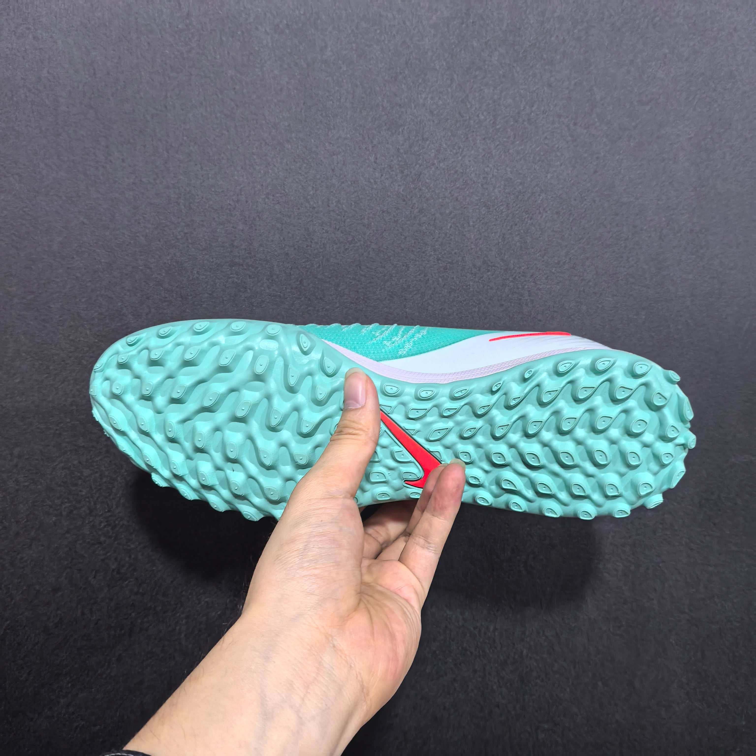 Chuteira Society Nike Phantom Luna TF 2 Elite + Brindes