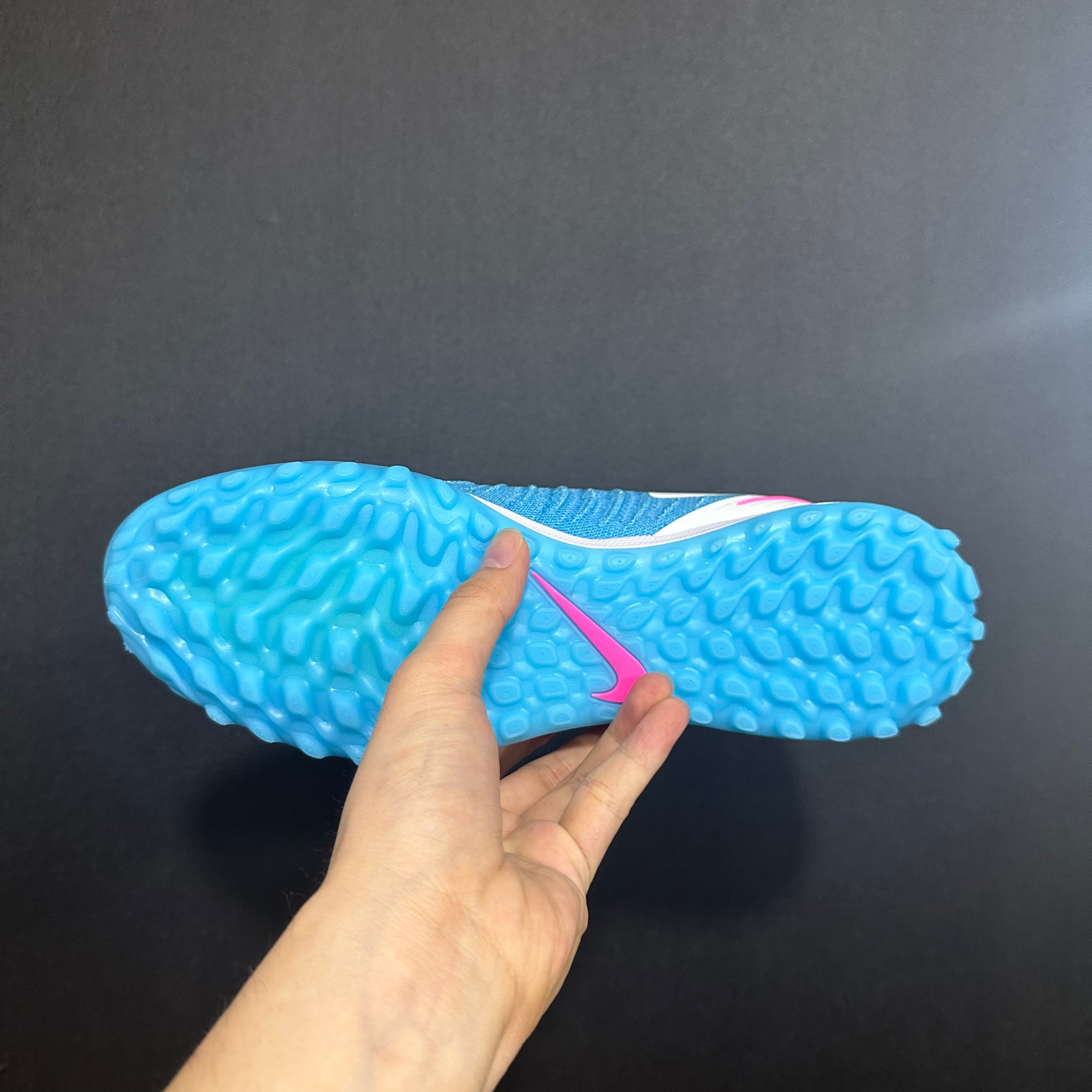 Chuteira Society Nike Phantom Luna TF 2 Elite + Brindes