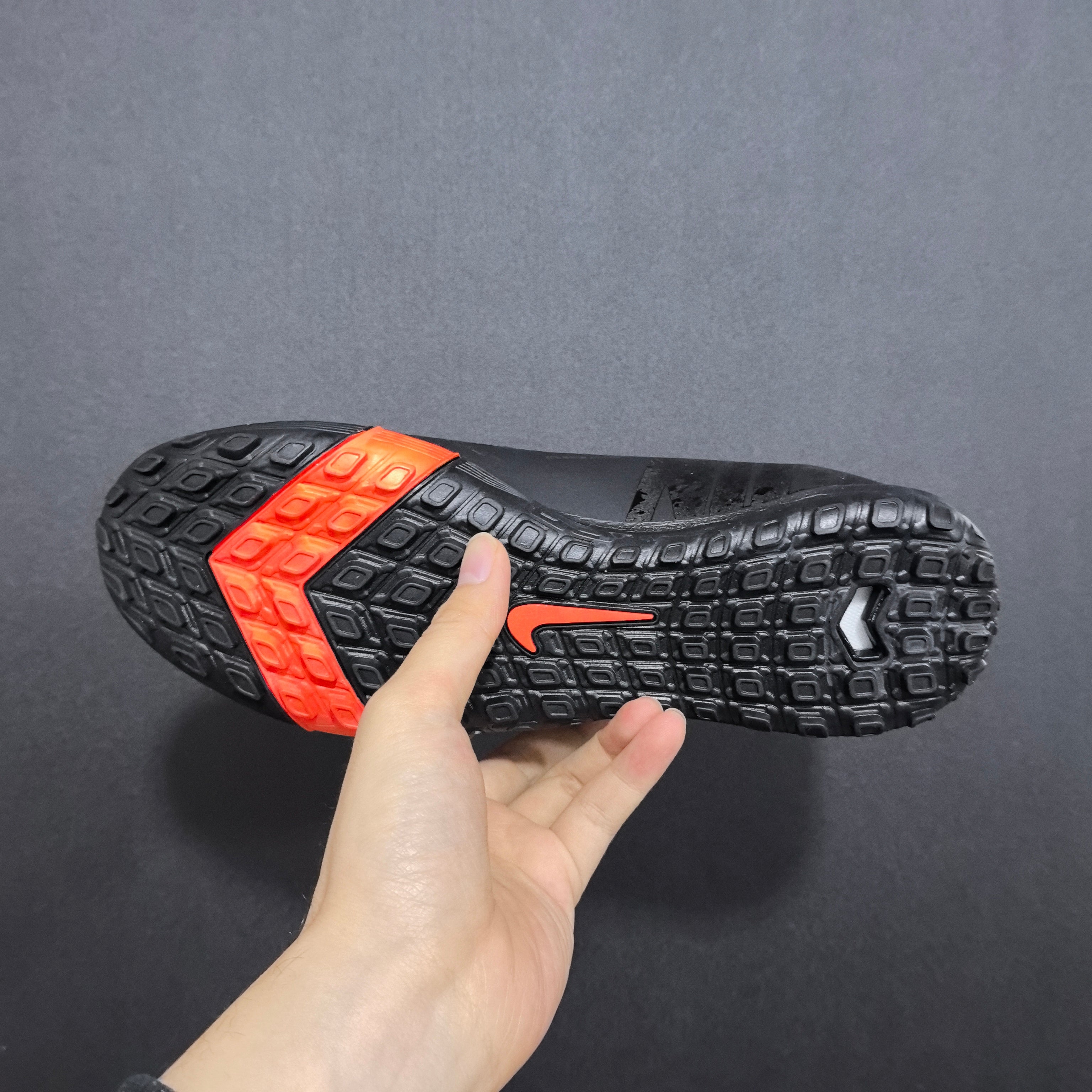 Chuteira Society Nike Air Zoom Mercurial Vapor 16 TF Elite + Brindes Exclusivos