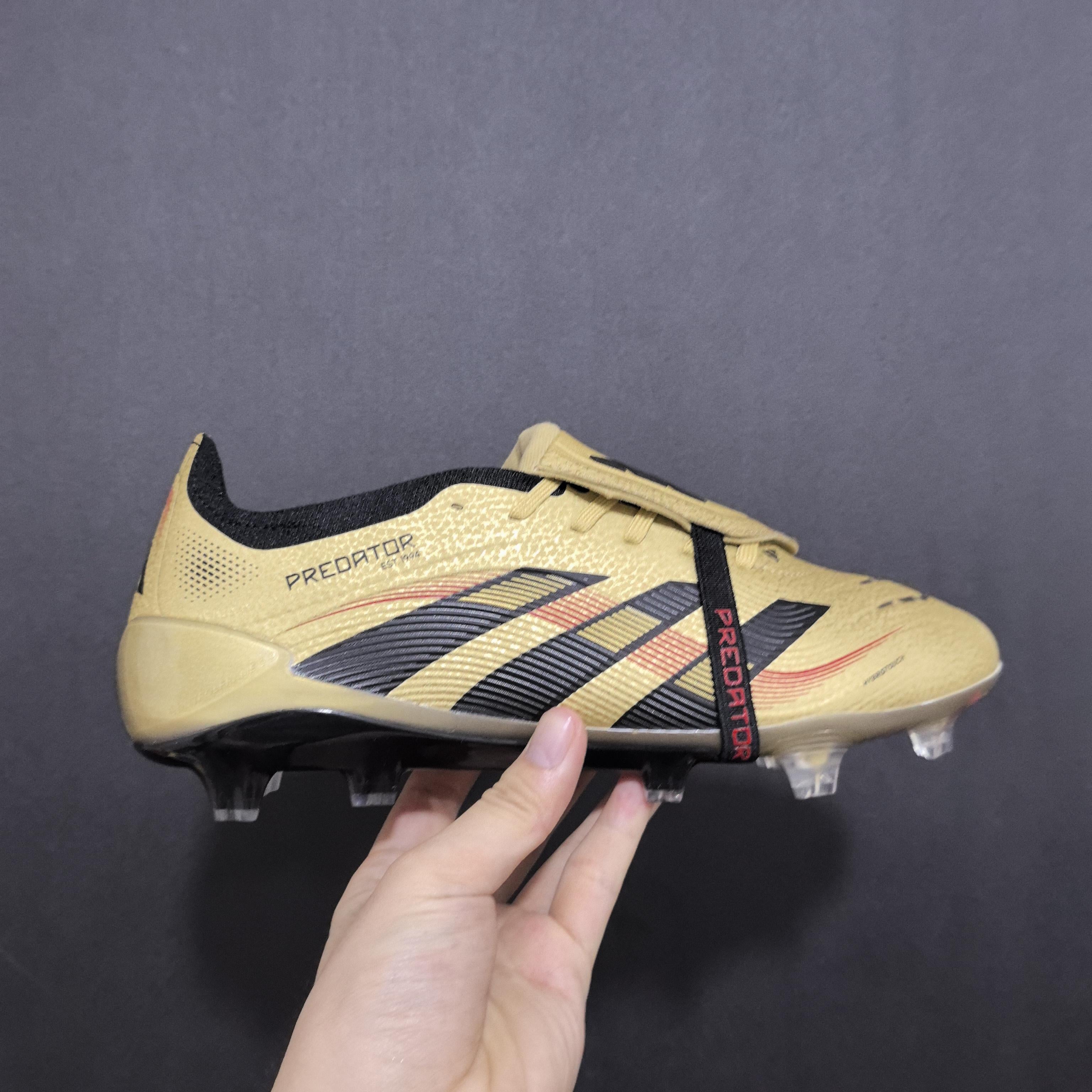 Chuteira Campo Adidas Predator FG Elite + Brindes
