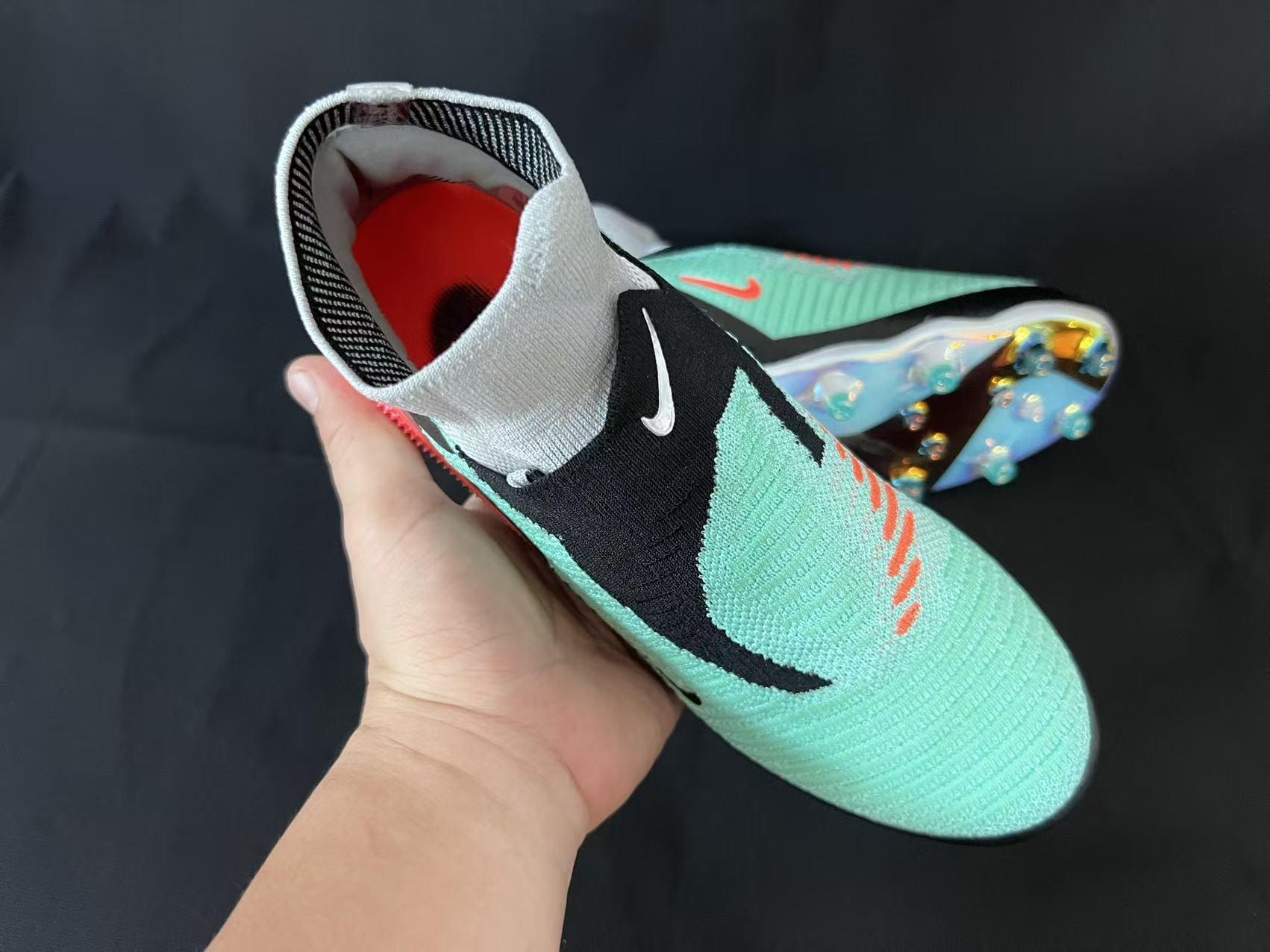 Chuteira Campo Nike Phantom GX 6 AG Elite + Brindes