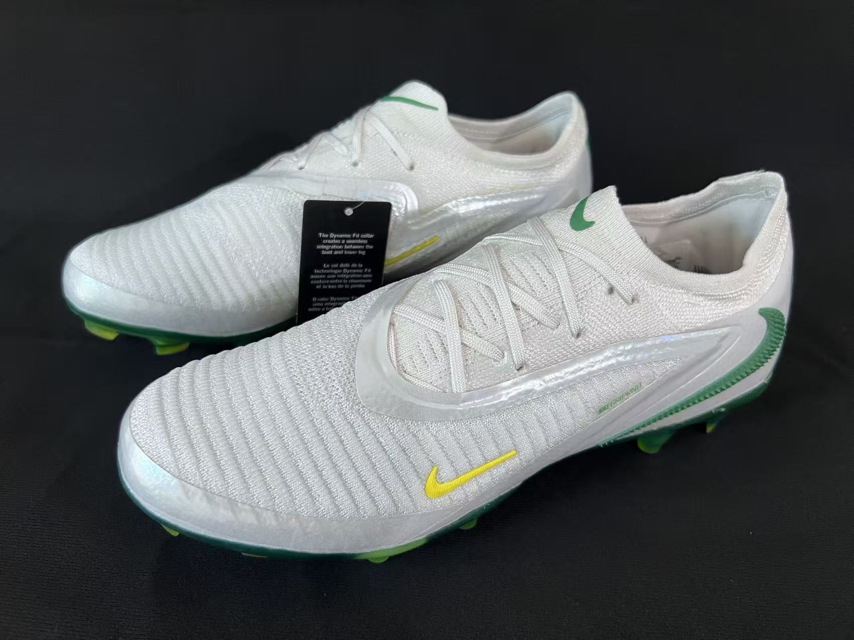 Chuteira Campo Nike Phantom GX 6 FG Elite + Brindes