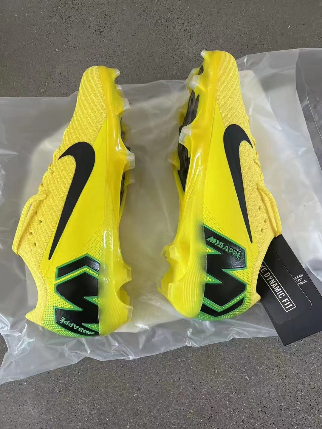 Chuteira Campo Nike Air Zoom Mercurial Vapor 16 Elite + Brindes