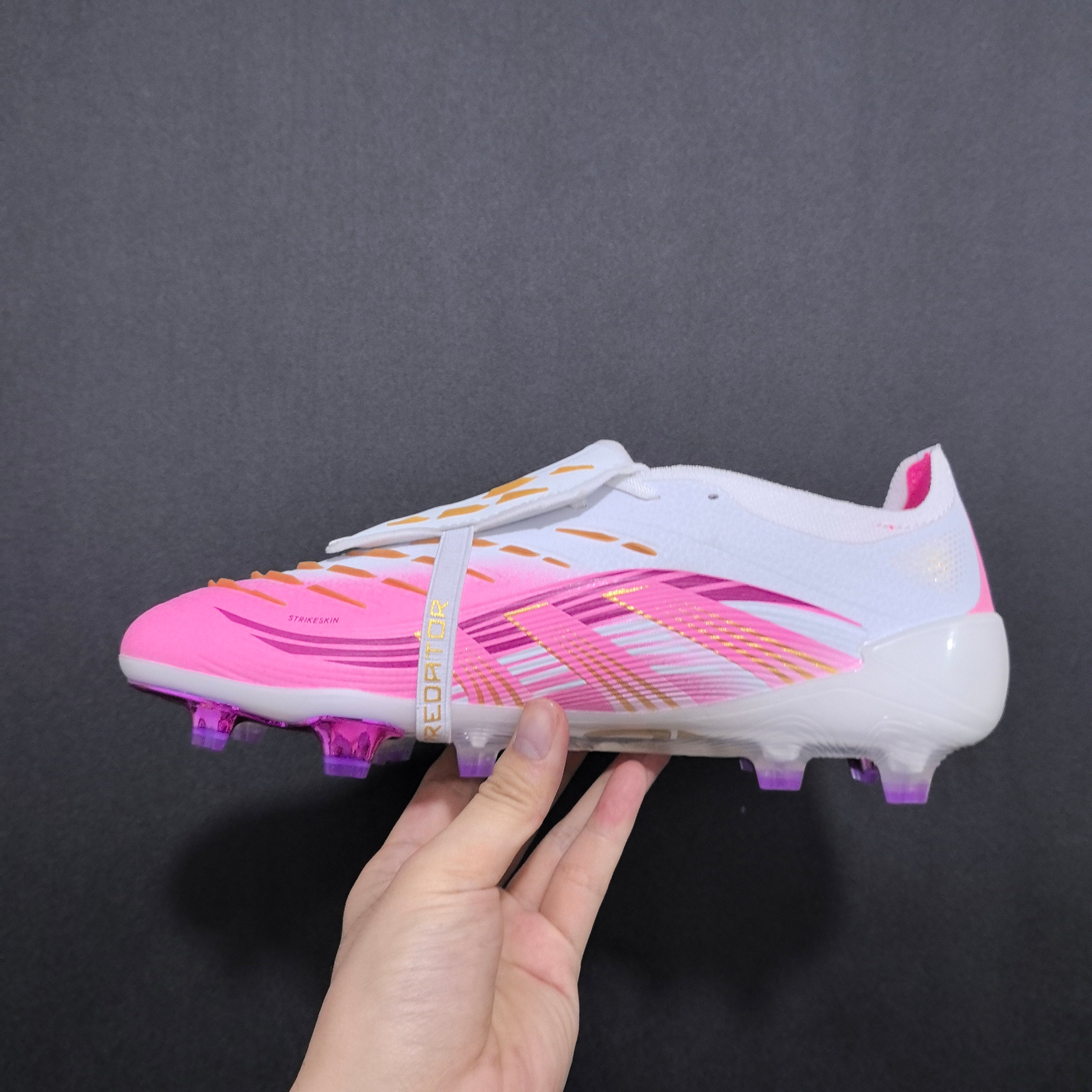 Chuteira Campo Adidas Predator FG Elite + Brindes