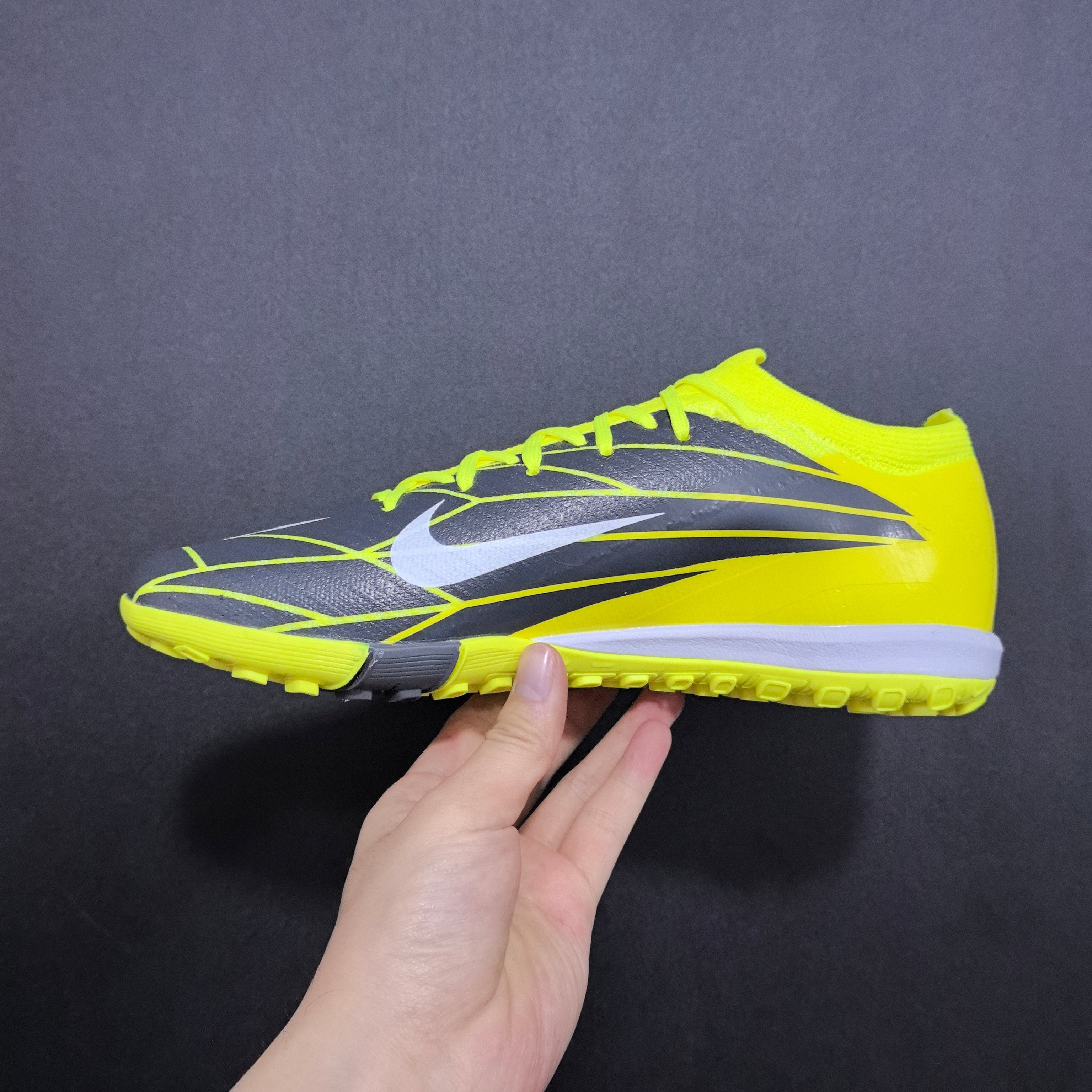 Chuteira Society Nike Air Zoom Mercurial Vapor 16 TF Elite + Brindes