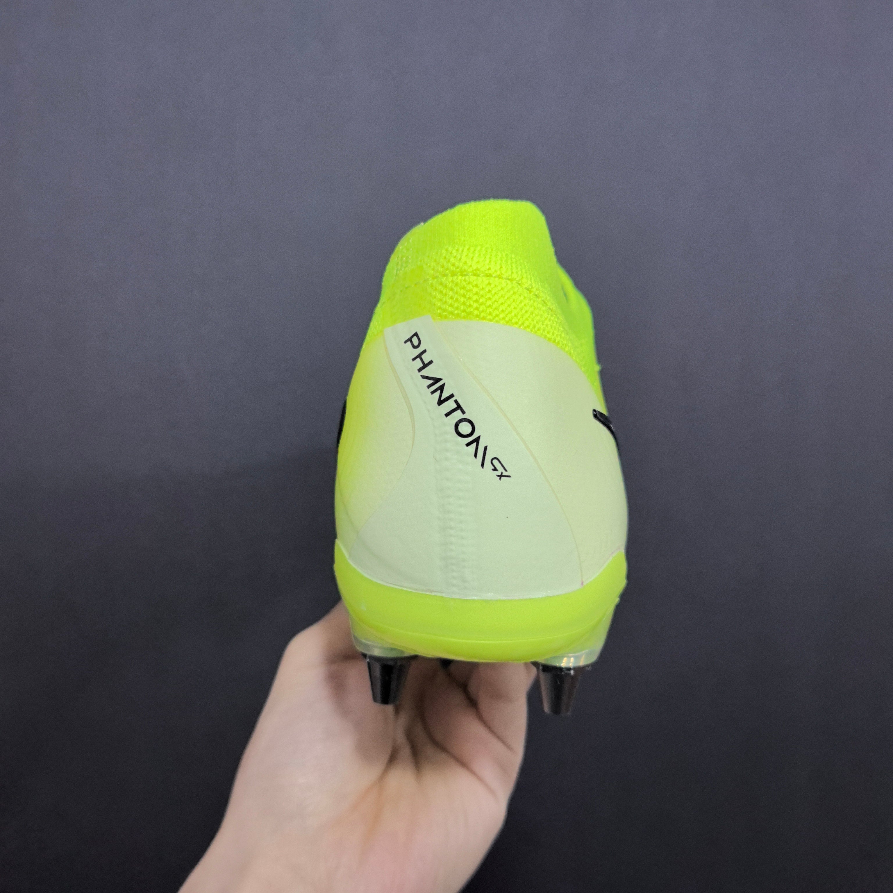 Chuteira Campo Nike Phantom Luna 2 SG Elite + Brindes