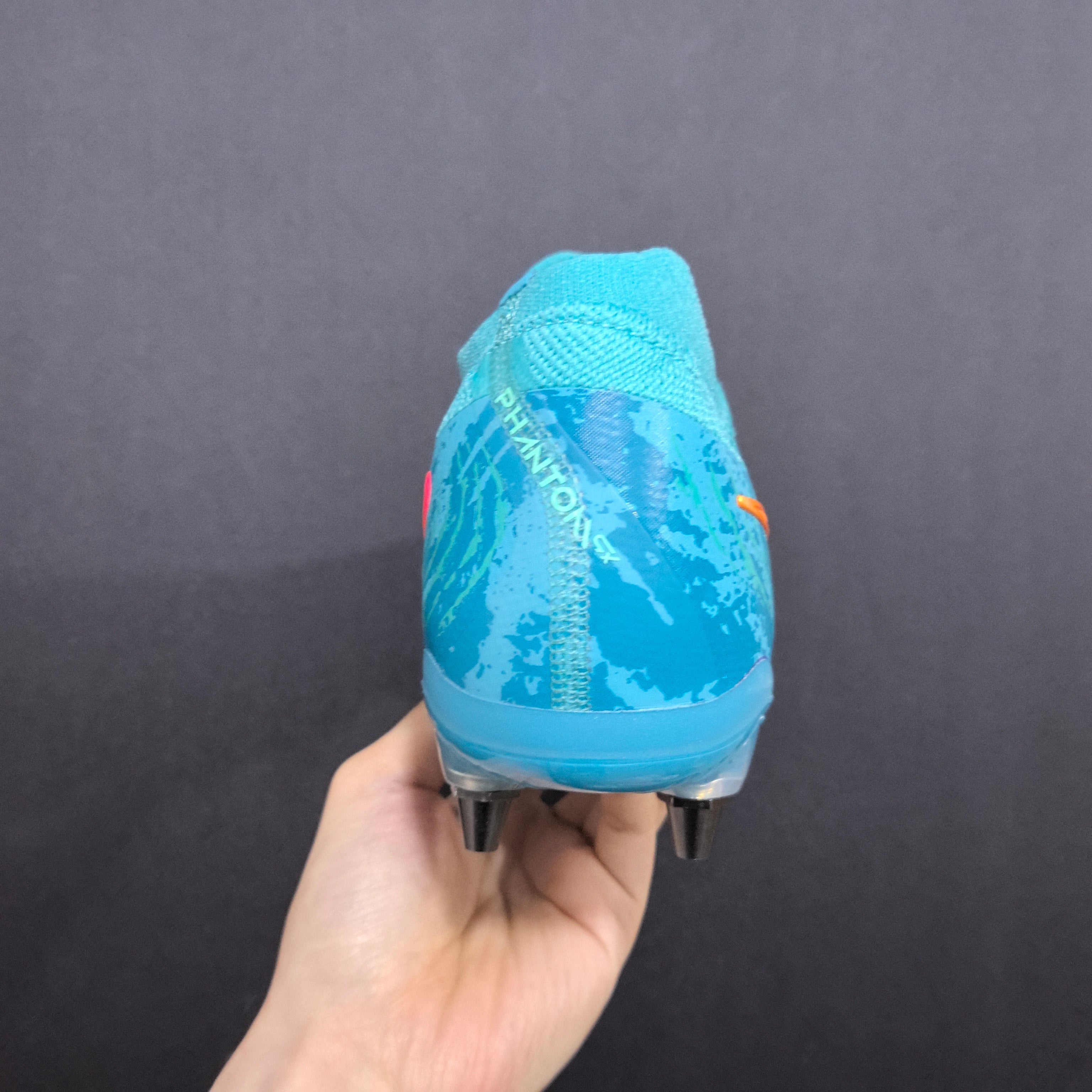 Chuteira Campo Nike Phantom Luna 2 SG Elite + Brindes