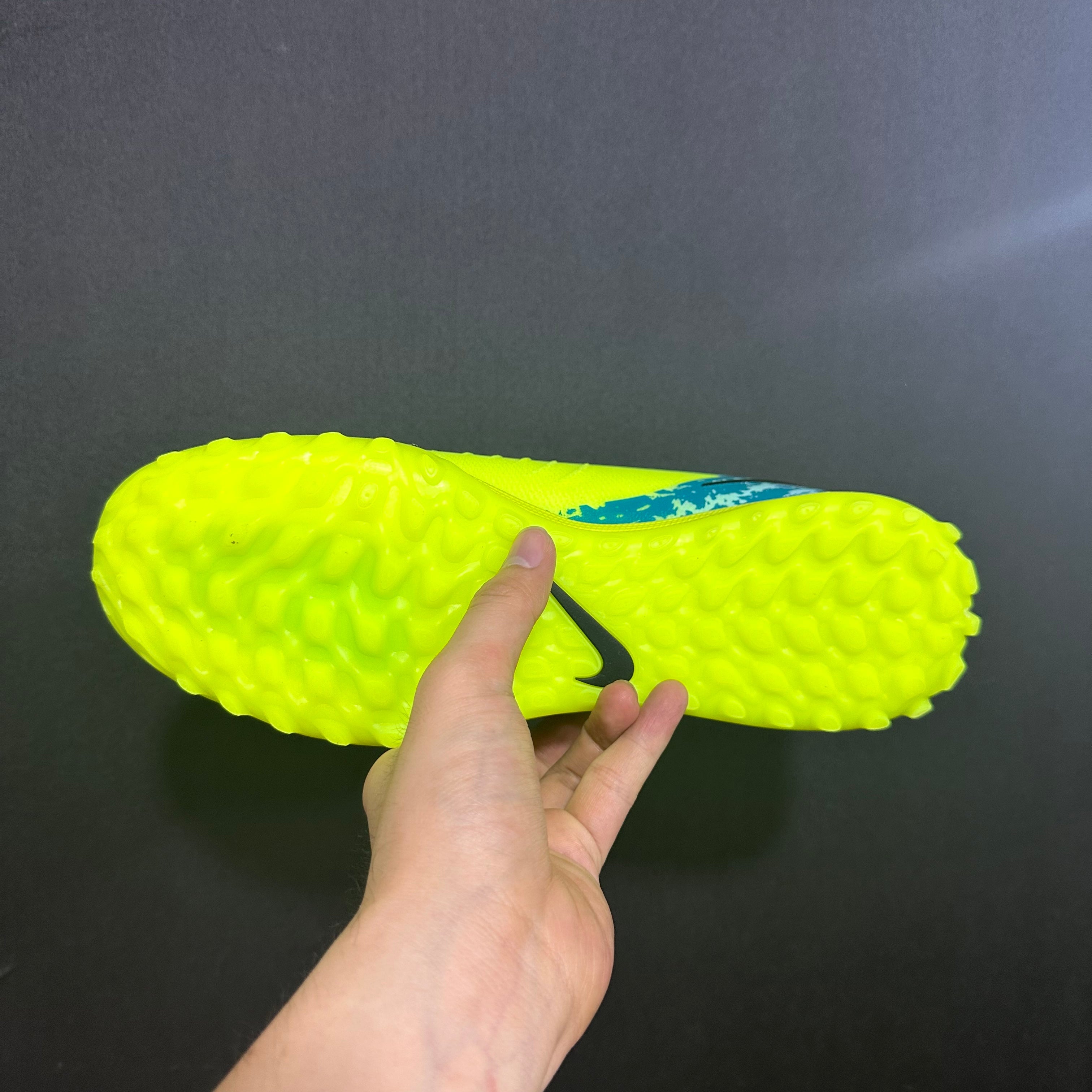 Chuteira Society Nike Phantom Luna TF 2 Elite + Brindes