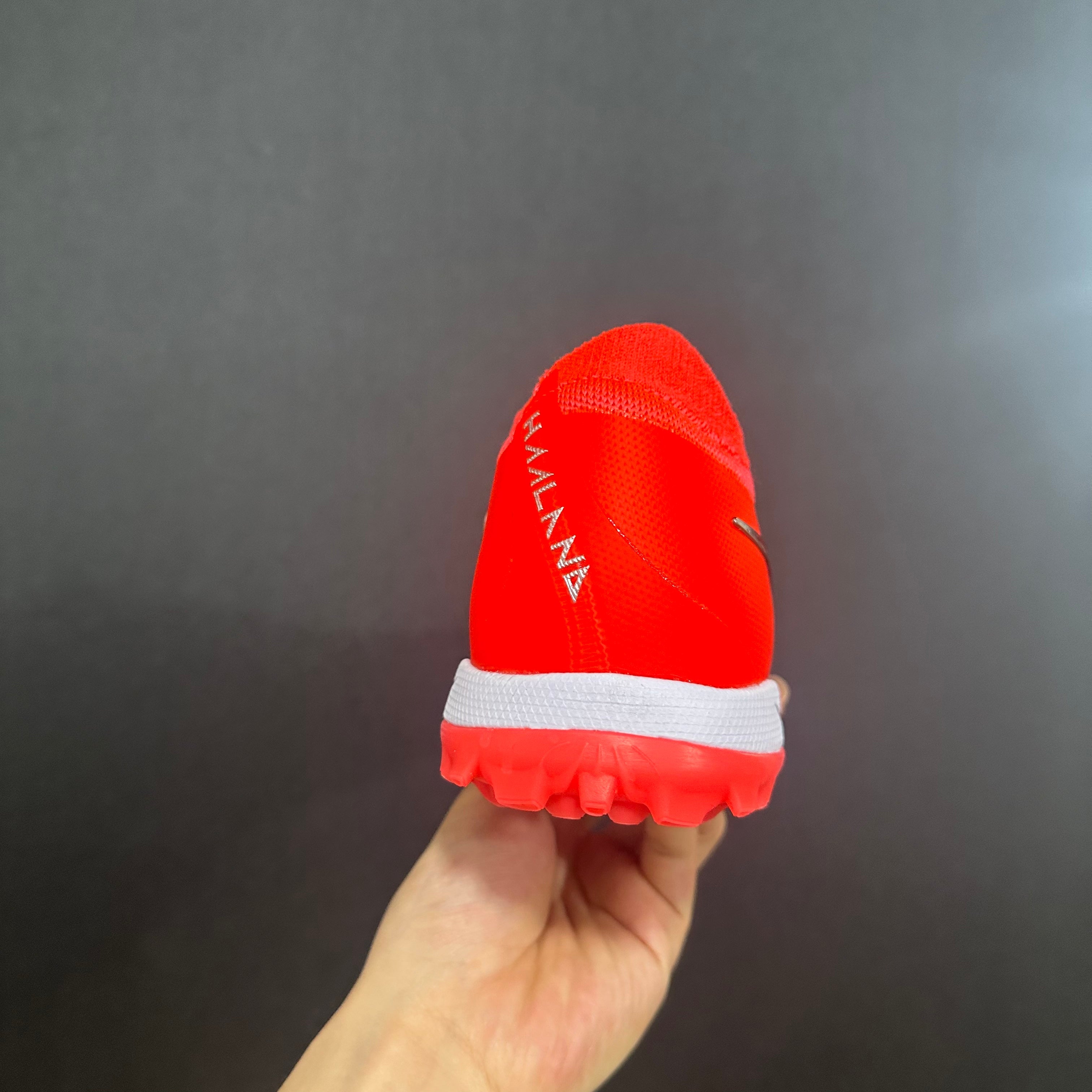 Chuteira Society Nike Phantom Luna TF 2 Elite + Brindes