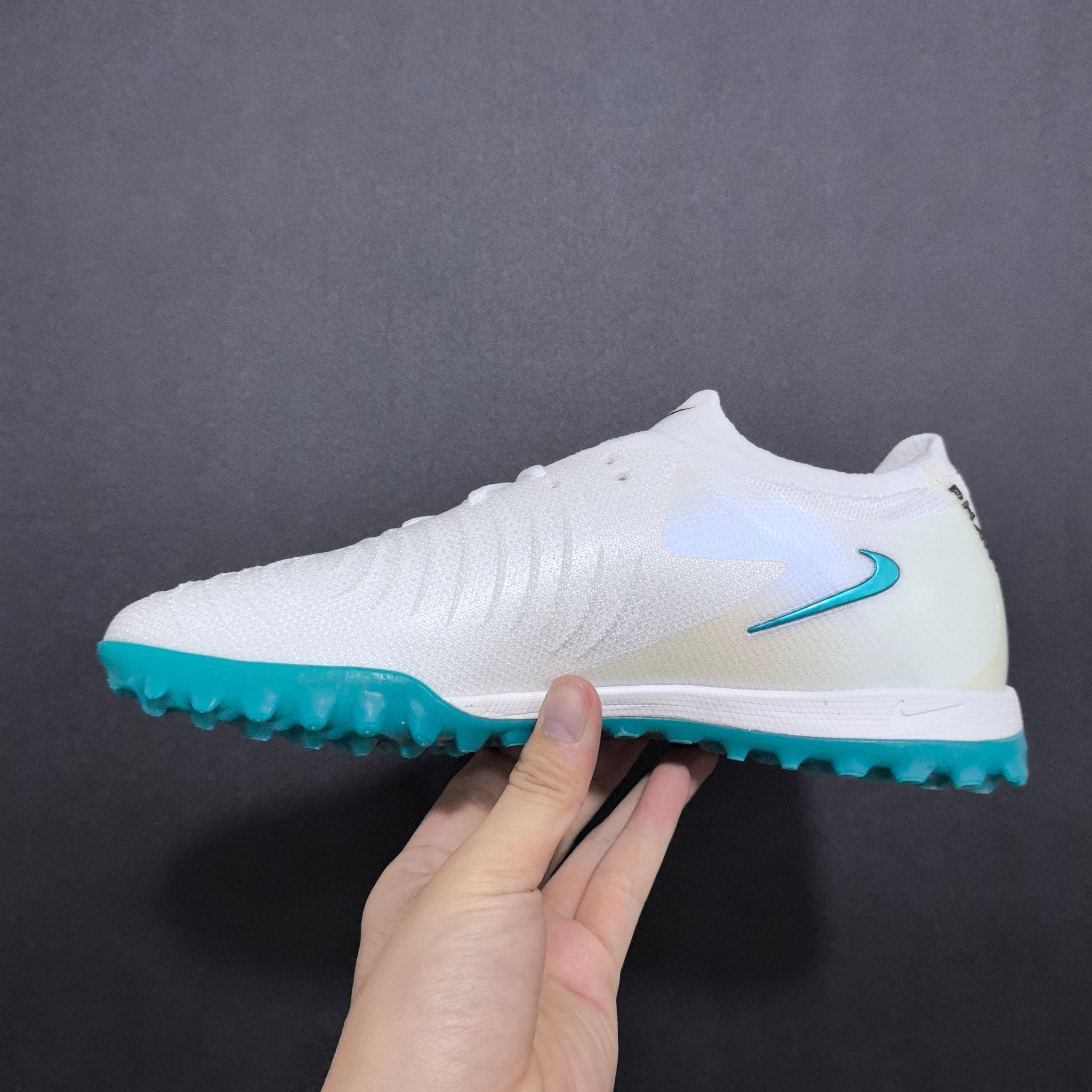 Chuteira Society Nike Phantom Luna TF 2 Elite + Brindes