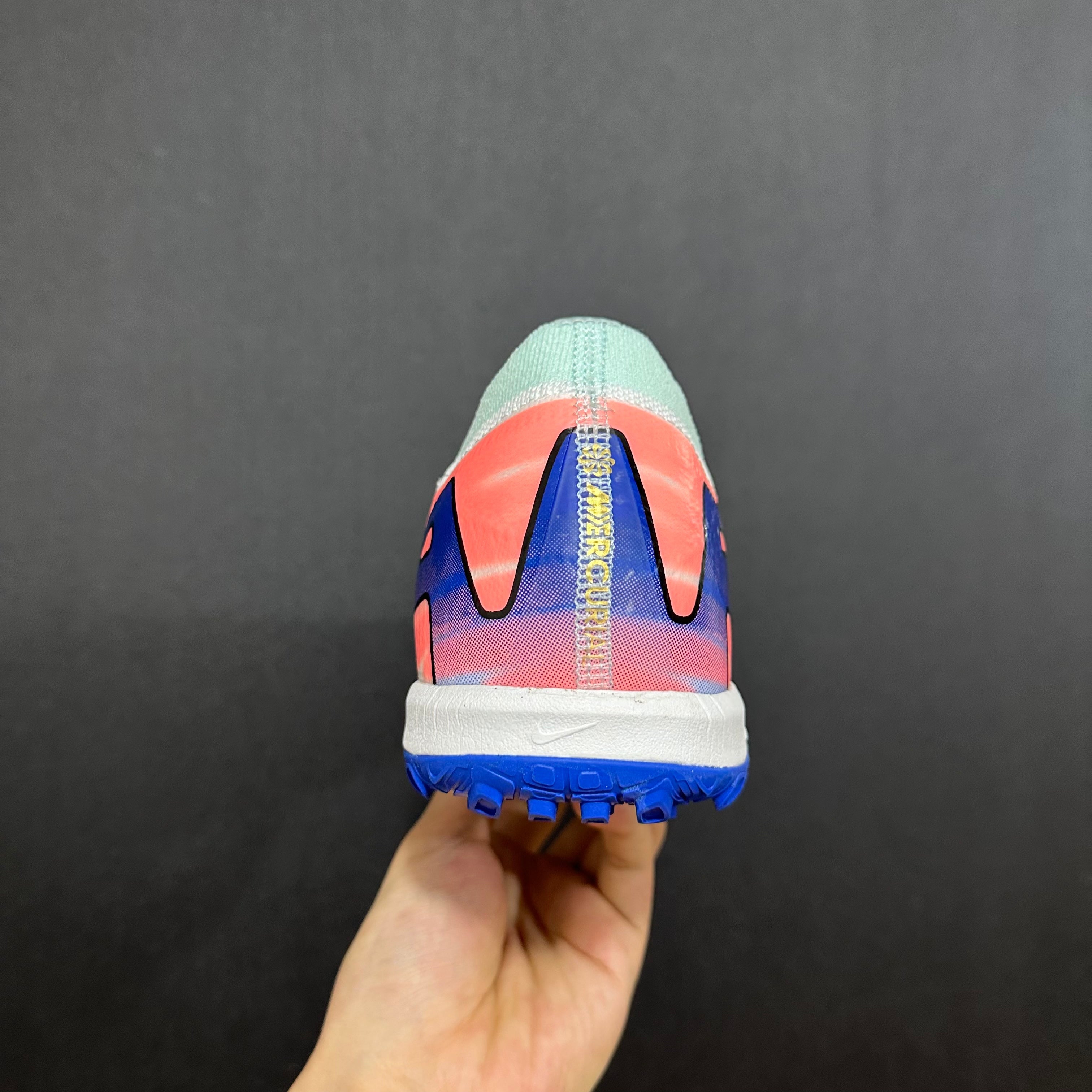 Chuteira Society Nike Air Zoom Mercurial Vapor 16 TF Elite + Brindes Exclusivos