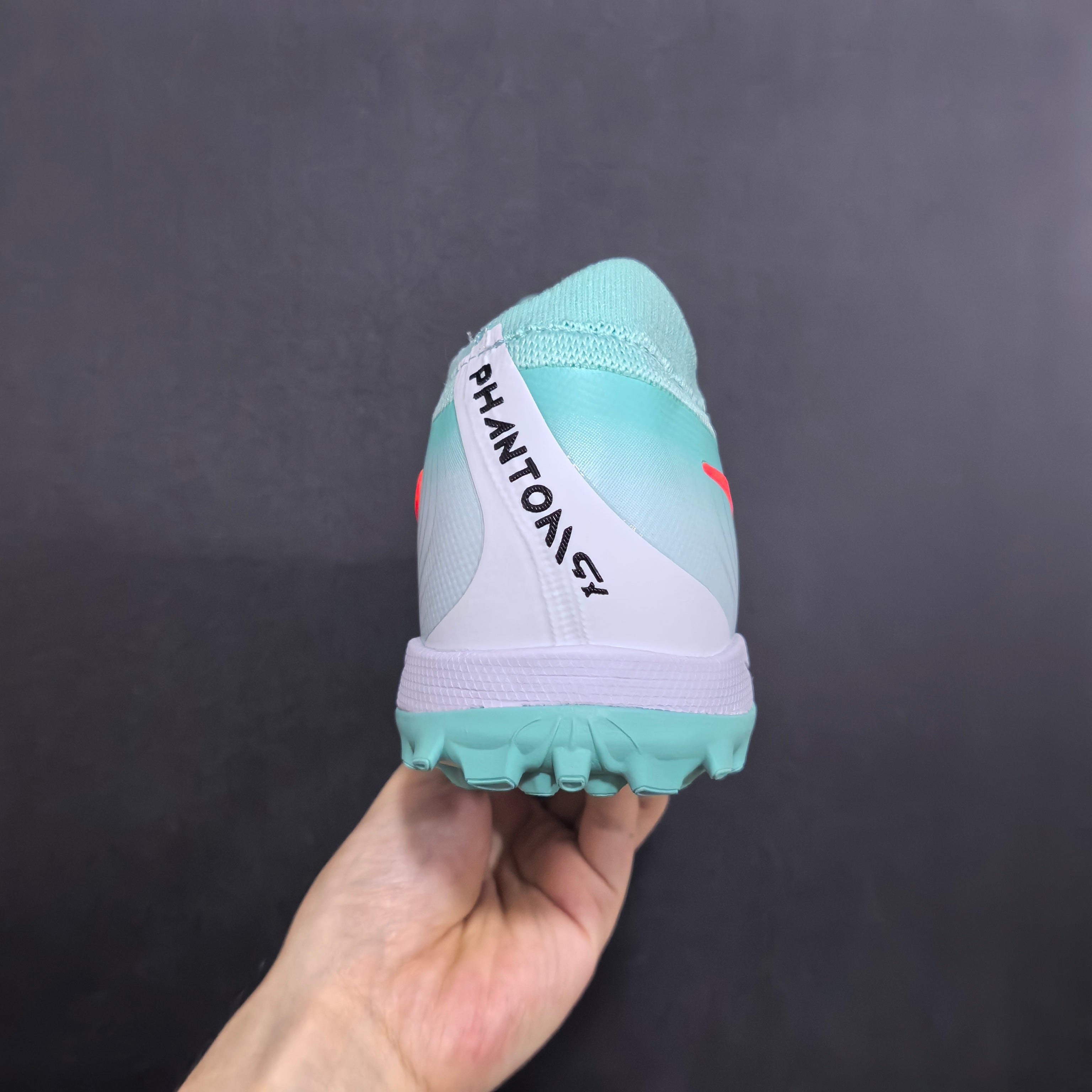 Chuteira Society Nike Phantom Luna TF 2 Elite + Brindes