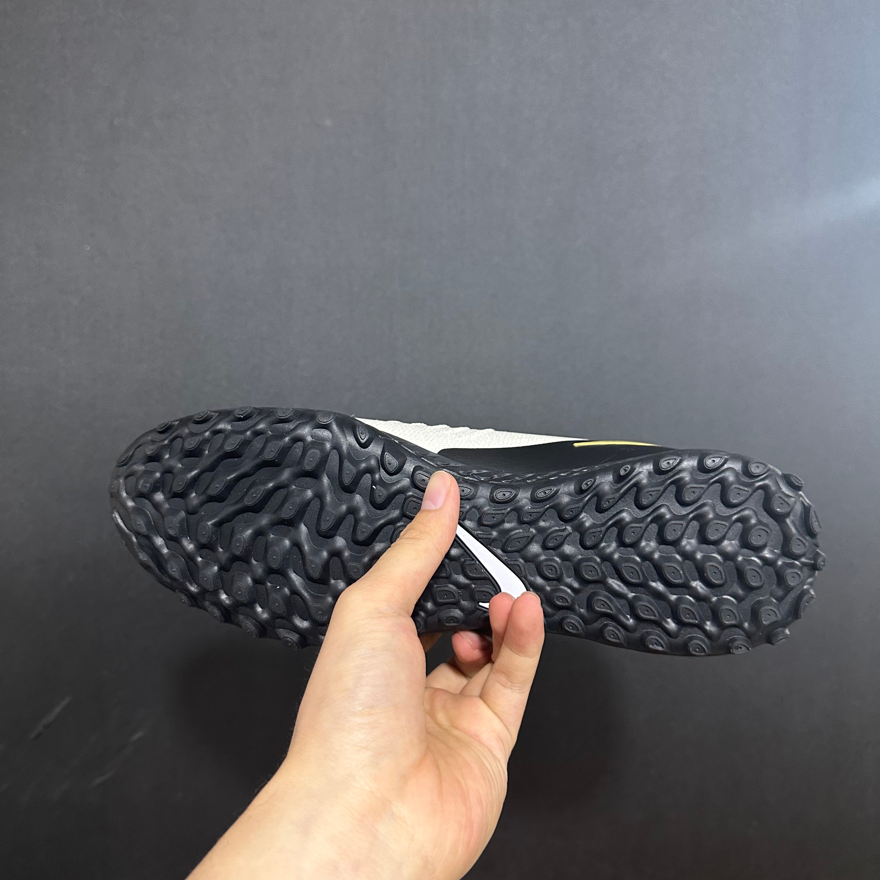 Chuteira Society Nike Phantom Luna TF 2 Elite + Brindes