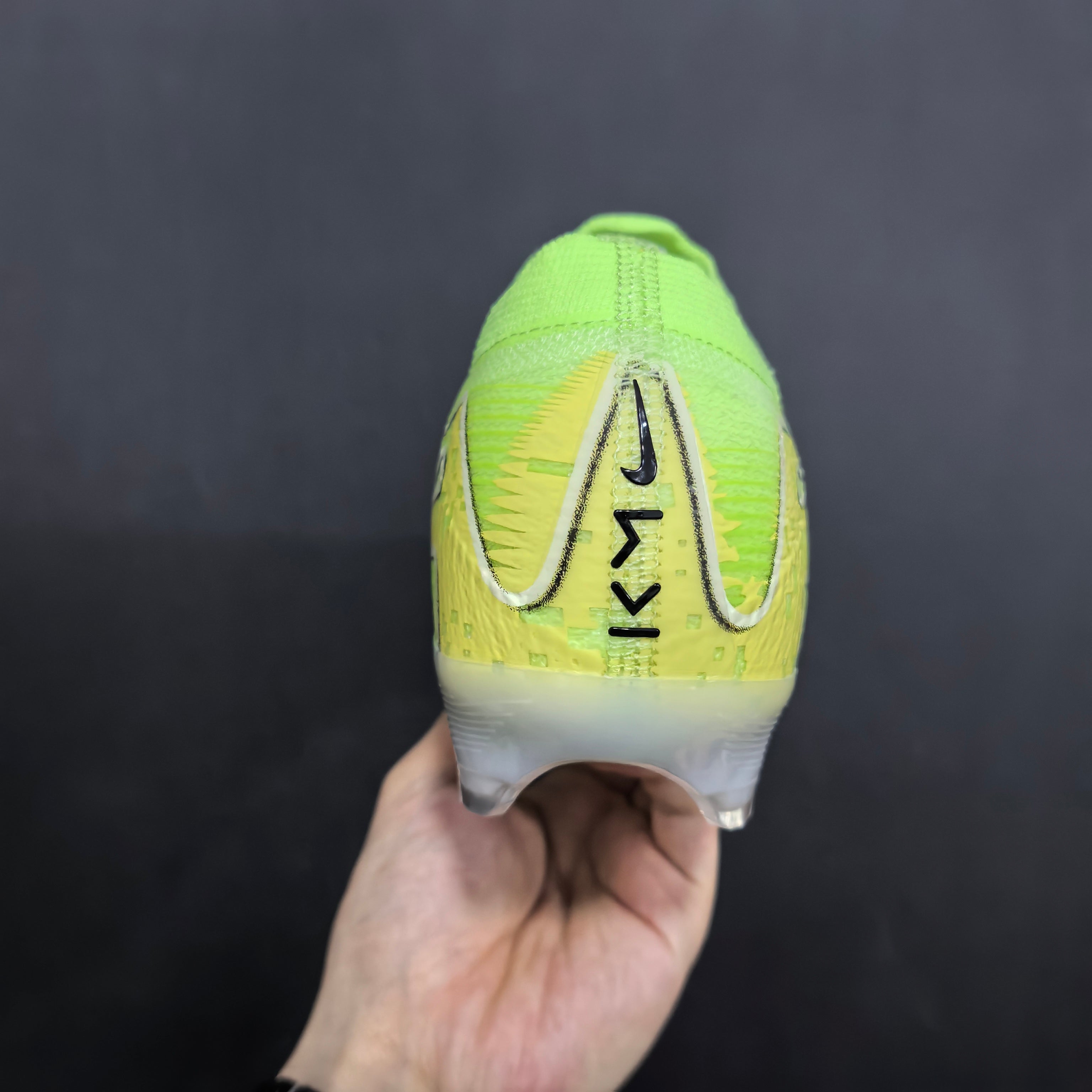 Chuteira Campo Nike Air Zoom Mercurial Vapor 16 Elite + Brindes