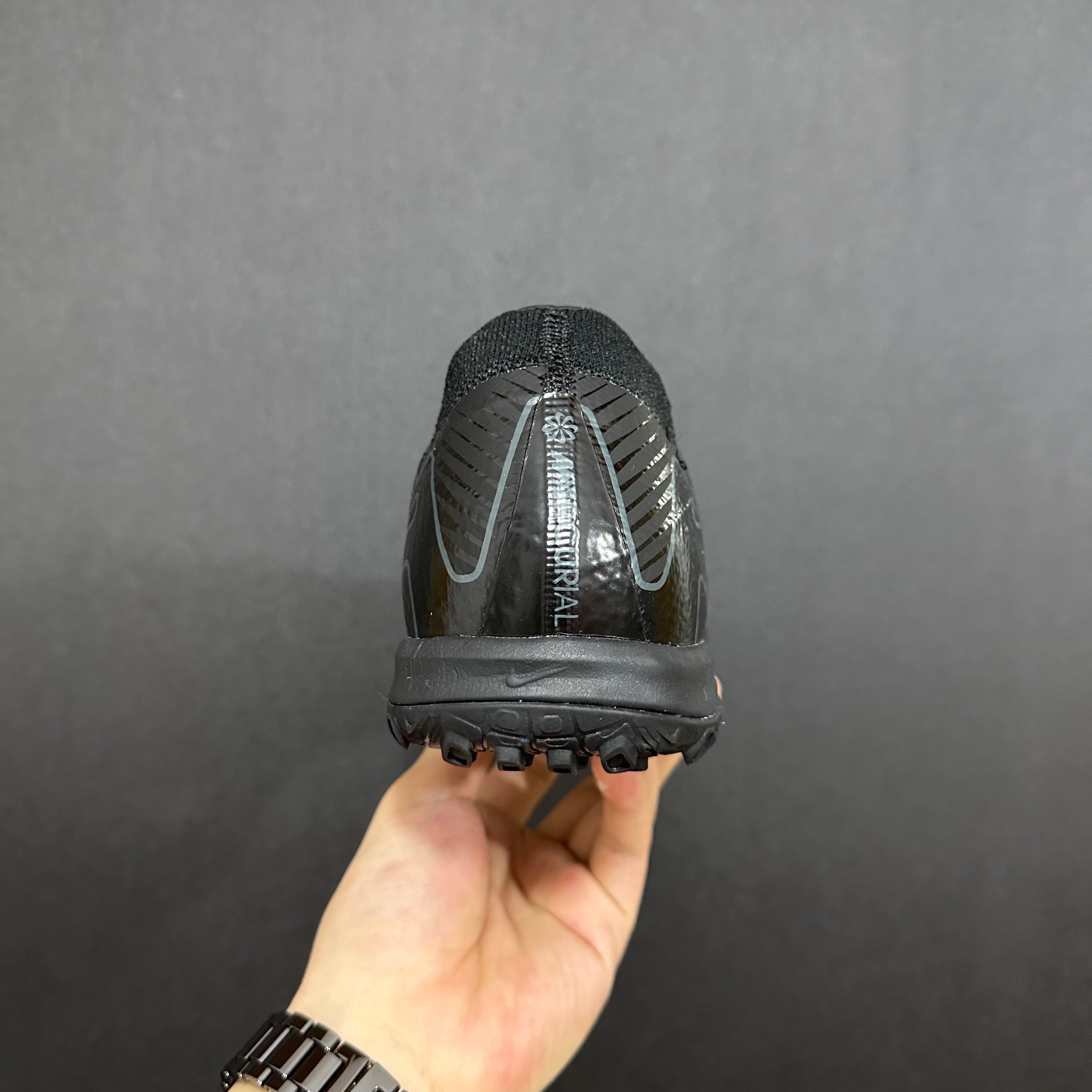 Chuteira Society Nike Air Zoom Mercurial Vapor 16 TF Elite + Brindes Exclusivos