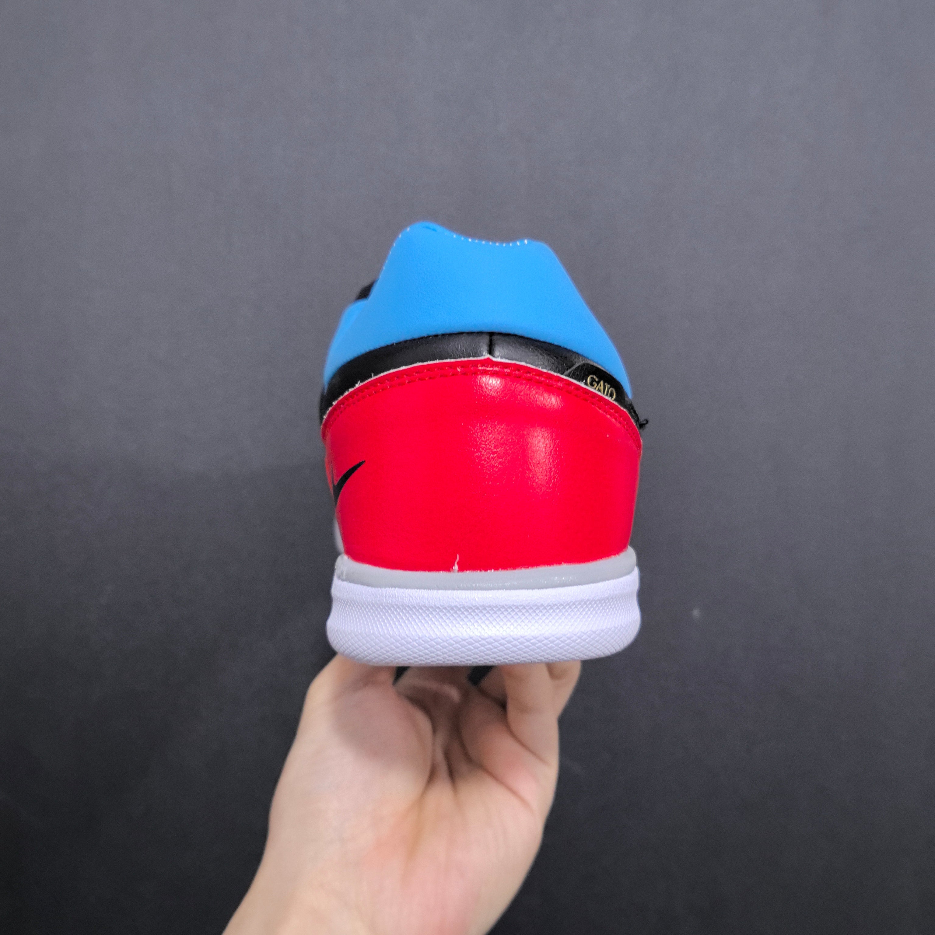 Tênis Futsal NIKE 5 Street Gato IC Elite + Brindes