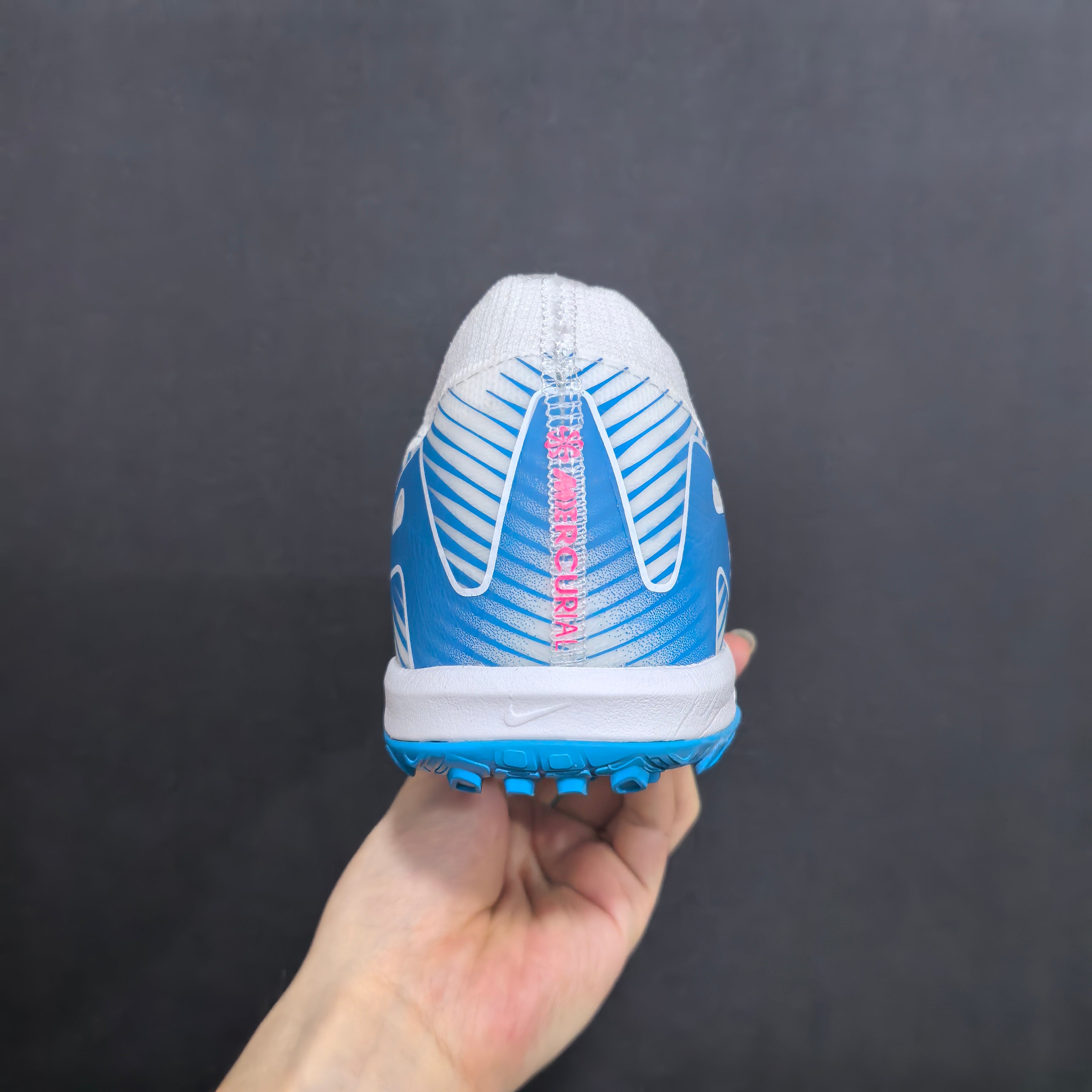 Chuteira Society Nike Air Zoom Mercurial Vapor 16 TF Elite + Brindes Exclusivos